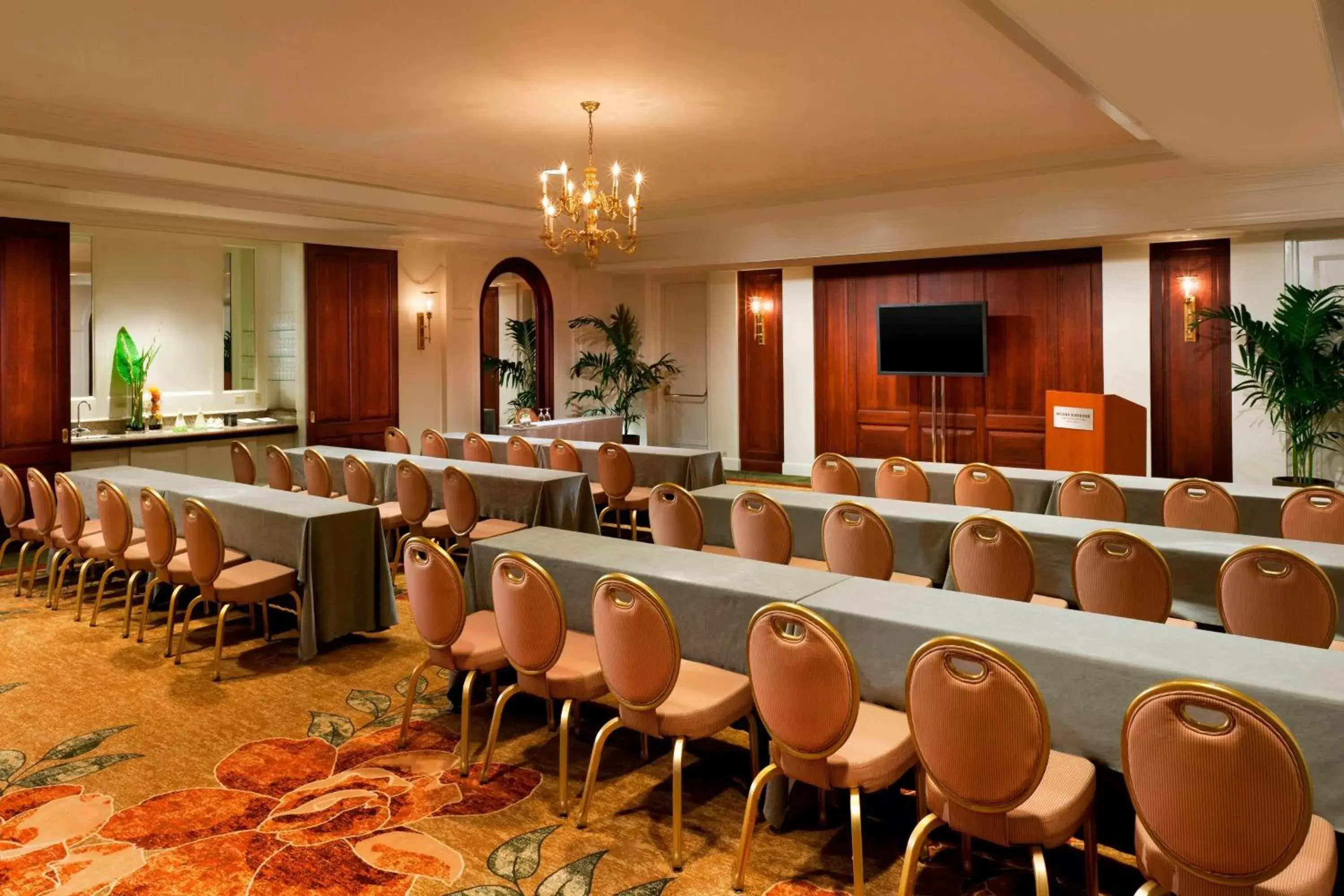 Meeting/conference room in Moana Surfrider, A Westin Resort & Spa, Waikiki Beach