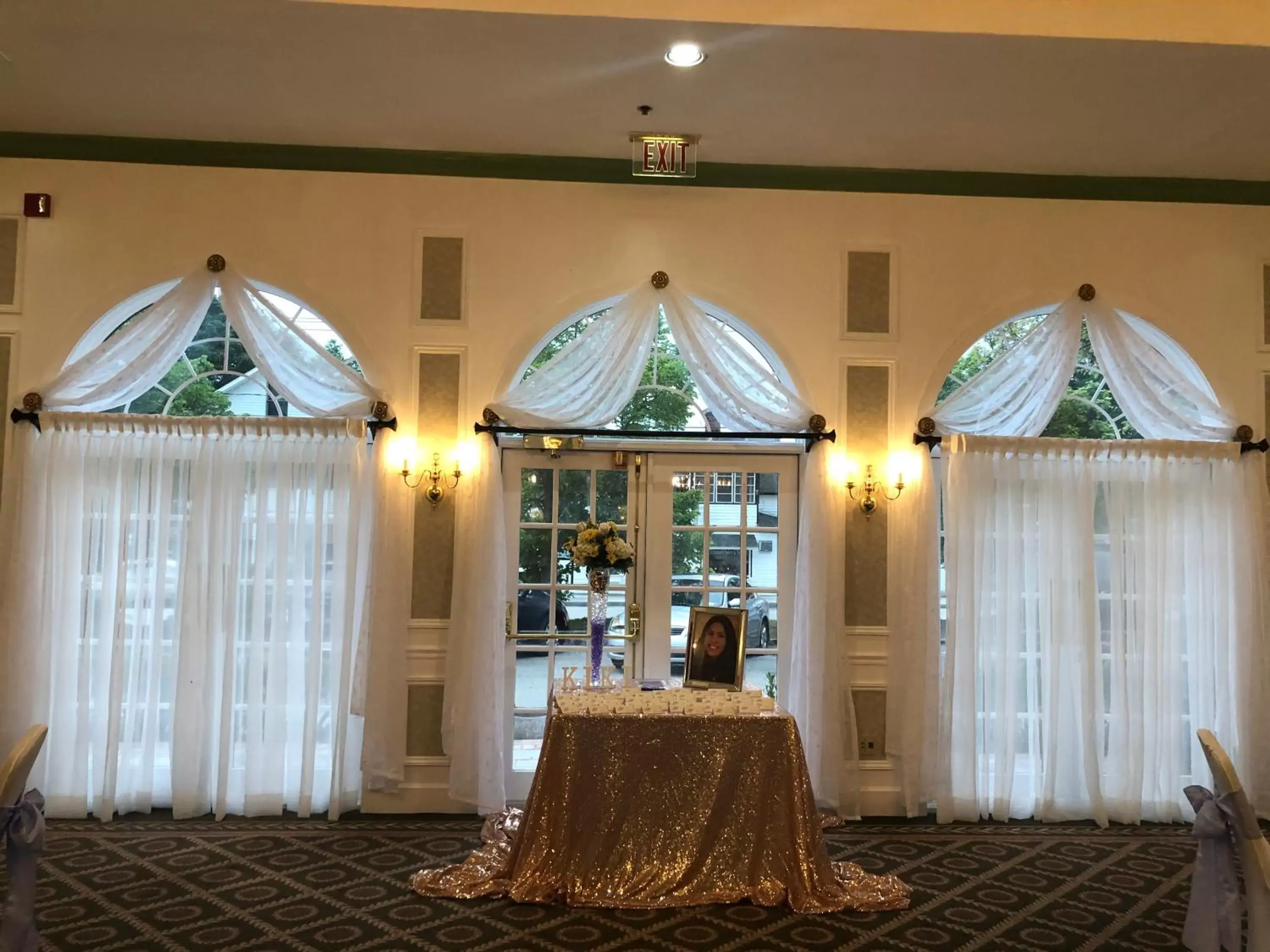 Restaurant/places to eat, Banquet Facilities in Phoenix Inn Resort