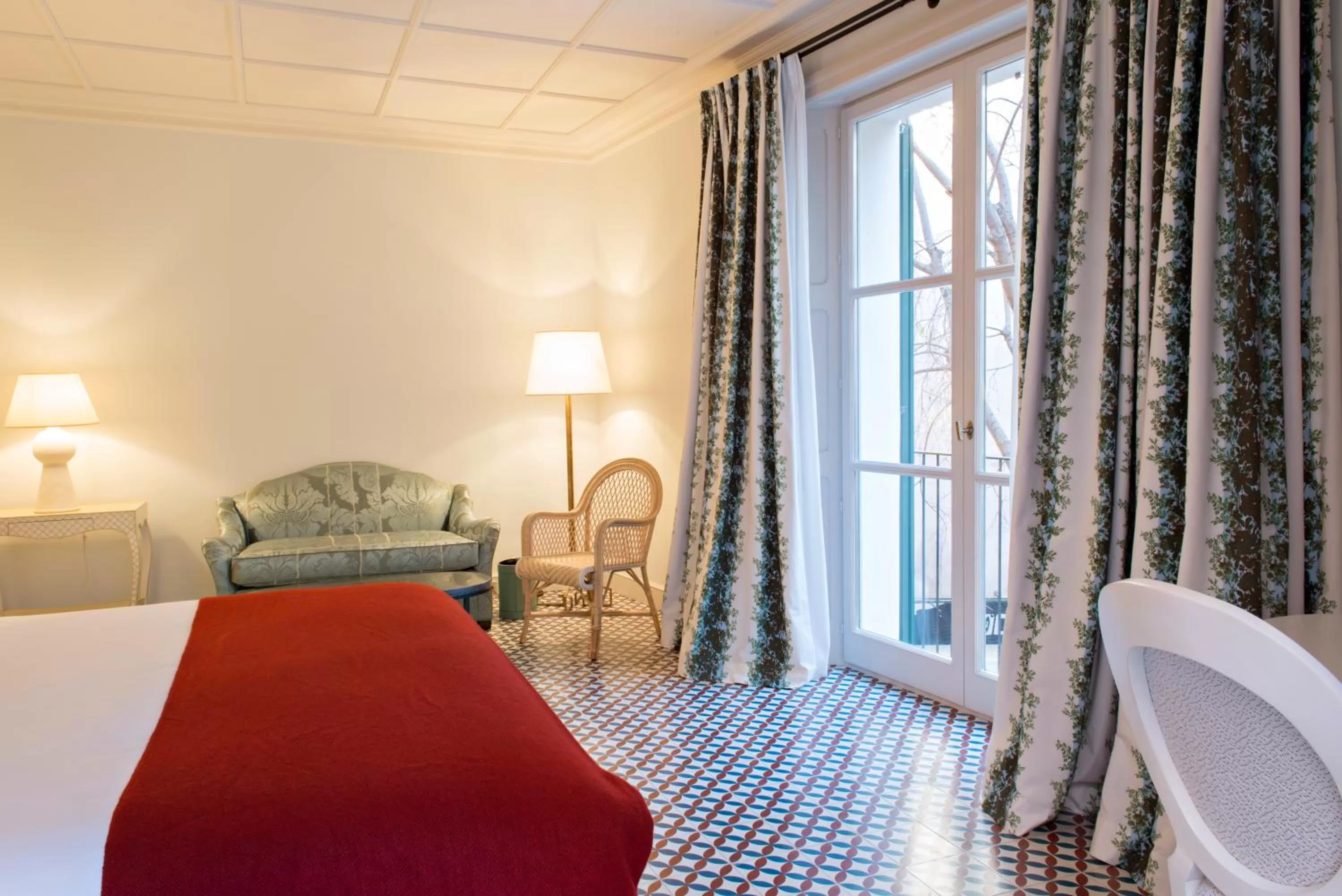 Living room, Bed in Hotel Cappuccino - Palma