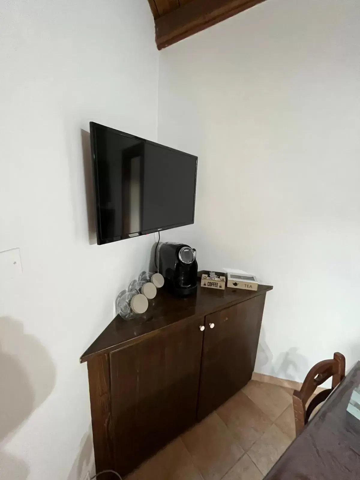 TV and multimedia, TV/Entertainment Center in B&B La cas' d'Alfonz'