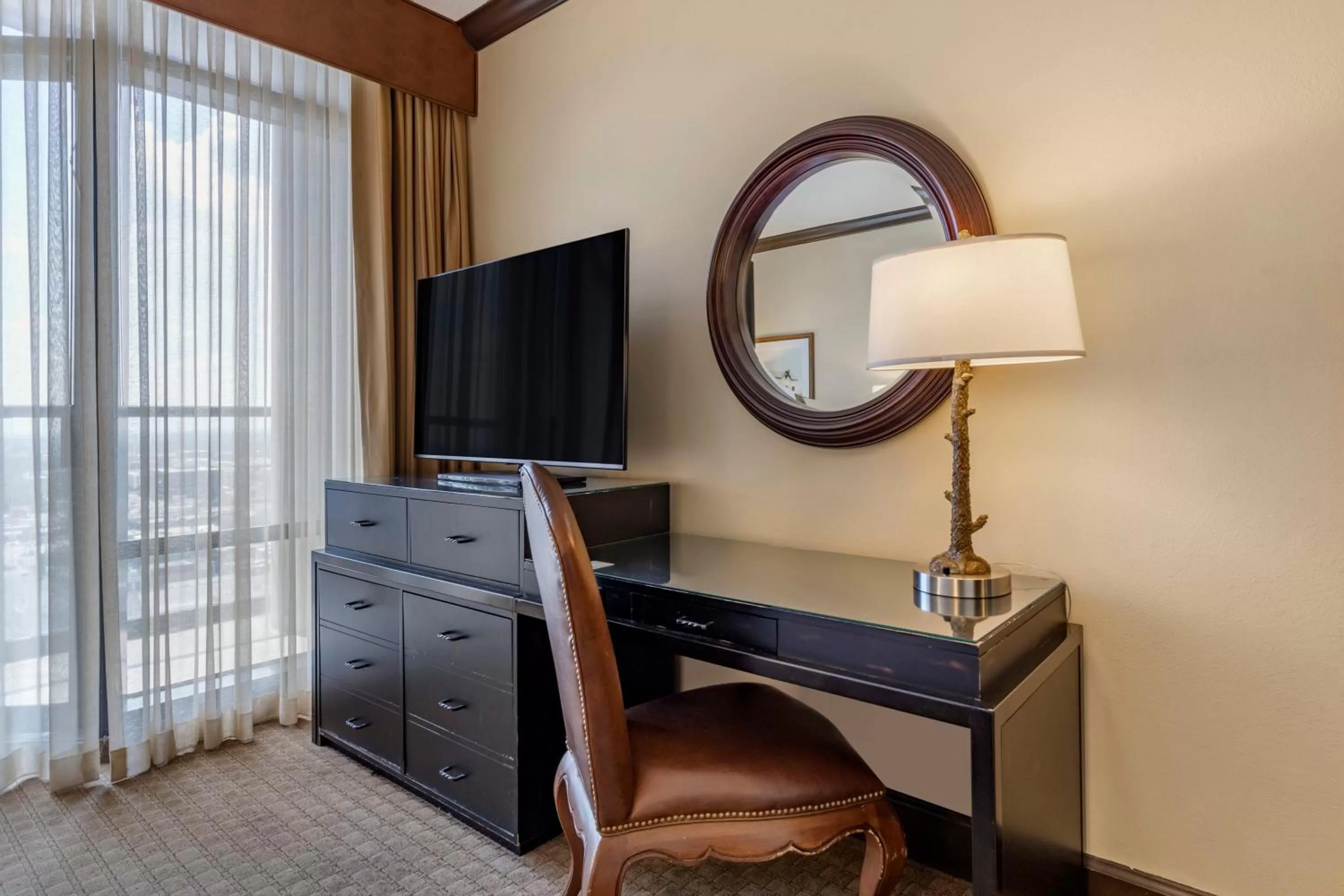 Photo of the whole room in Omni Austin Hotel Downtown