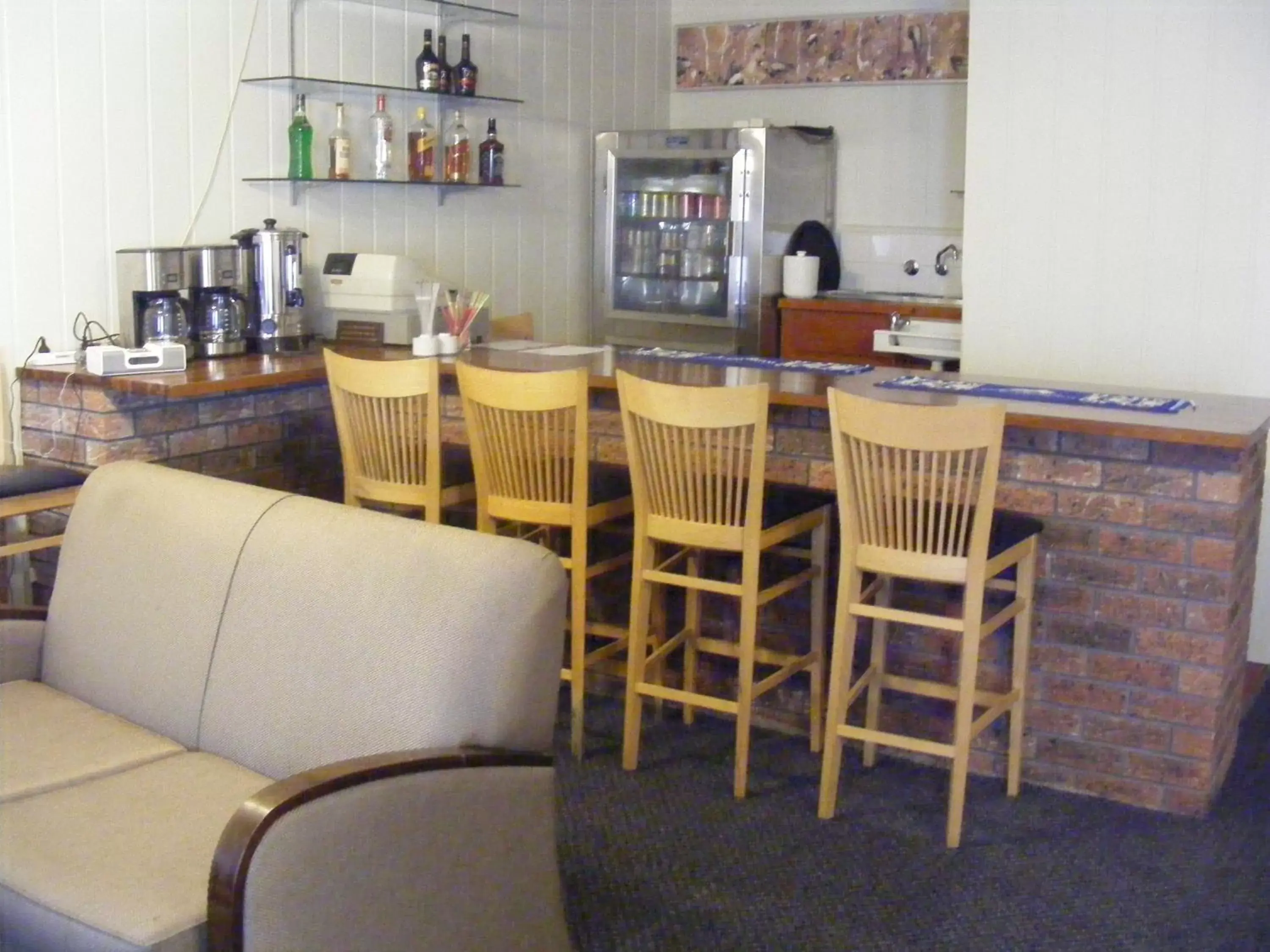 Restaurant/places to eat in Titania Motel Restaurant/places to eat in Titania Motel