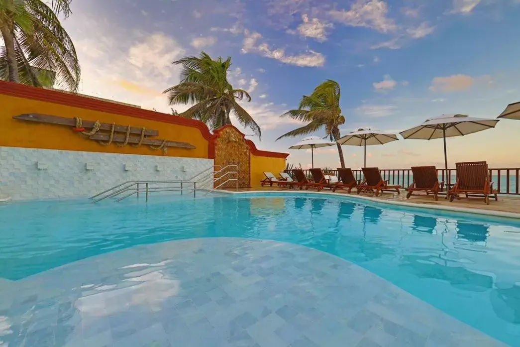 Pool view in Manary Praia Hotel