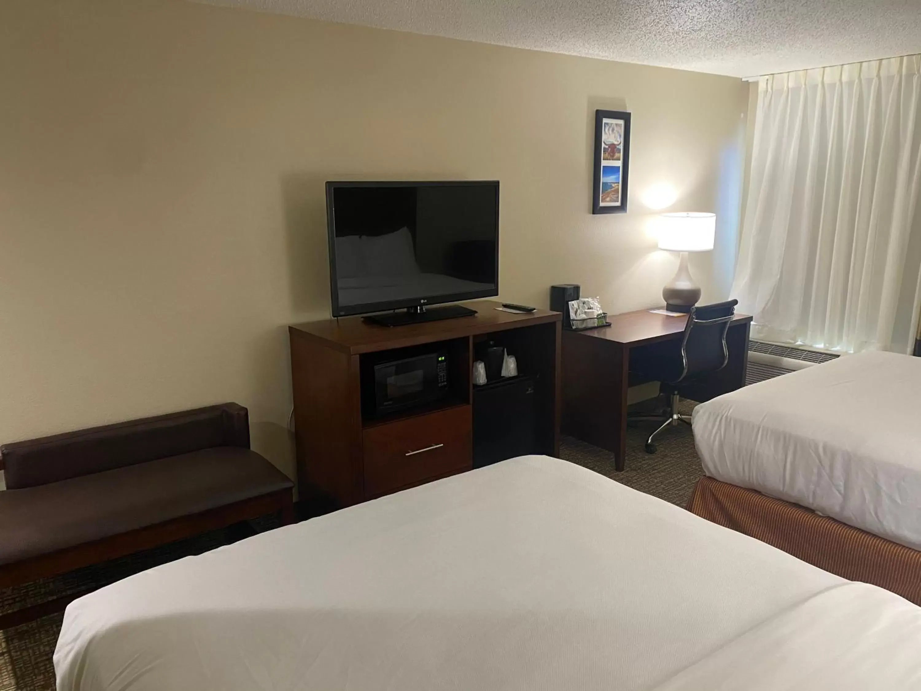 Bed in Comfort Inn & Suites Temple