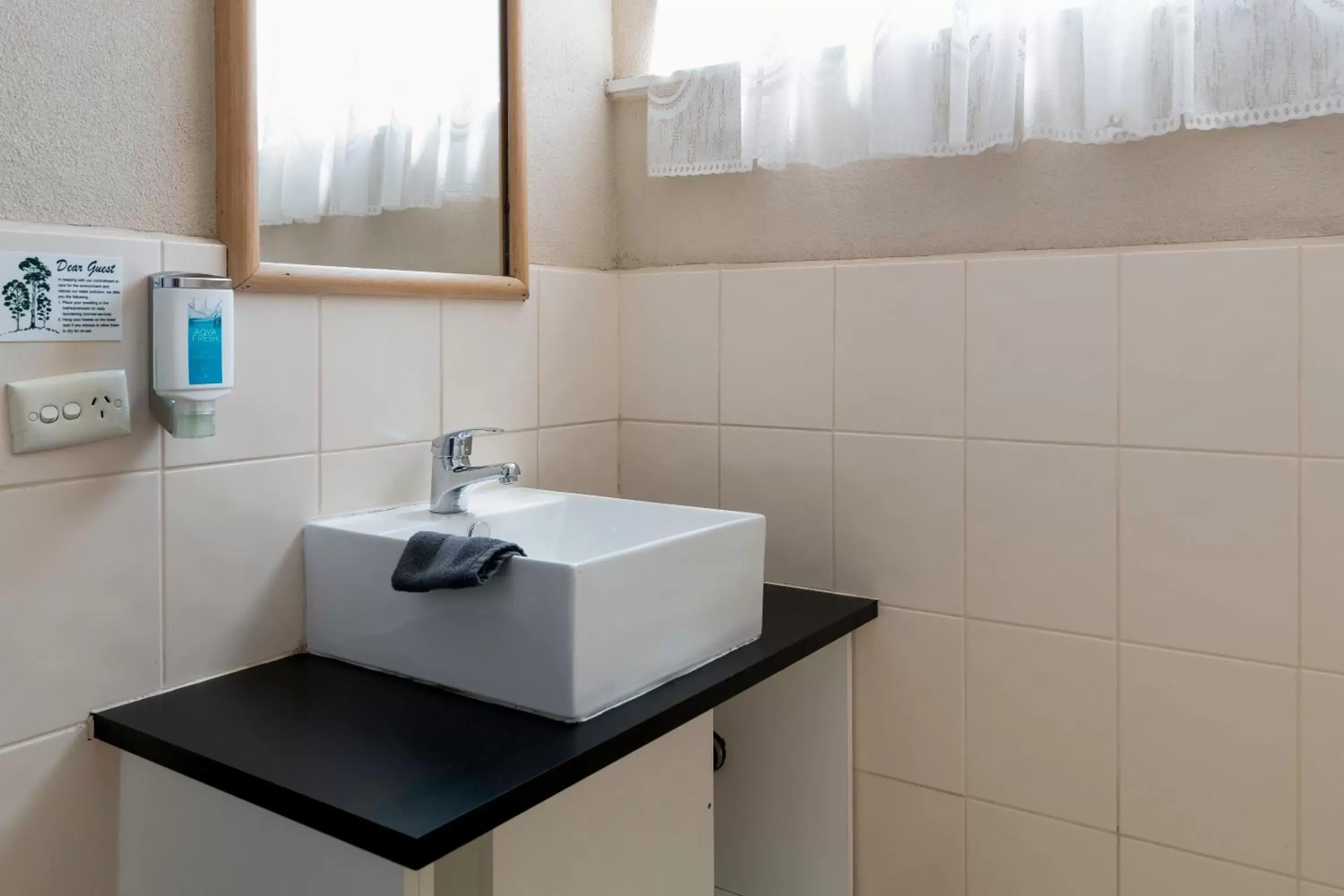 Bathroom in The Prince Mark Motel