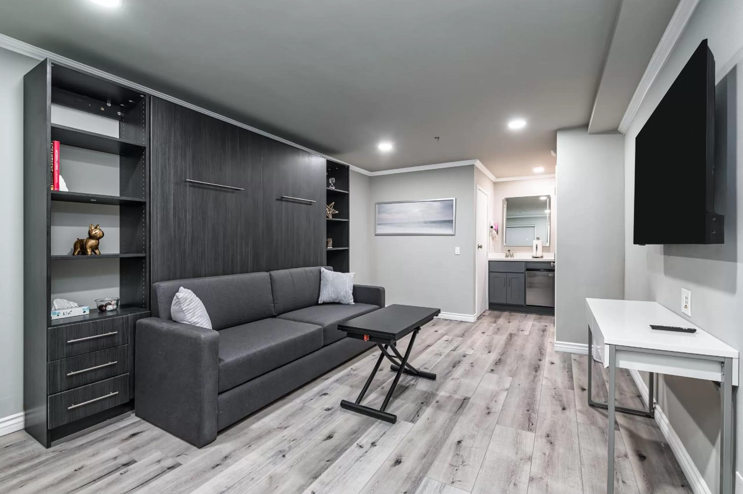 Bedroom in Omeo Suites