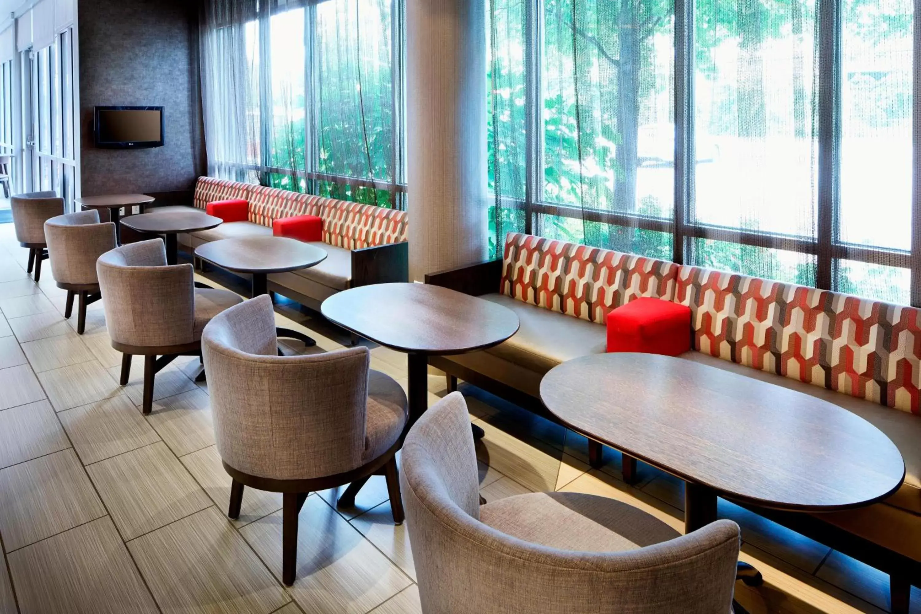 Lobby or reception, Lounge/Bar in SpringHill Suites by Marriott Columbus OSU