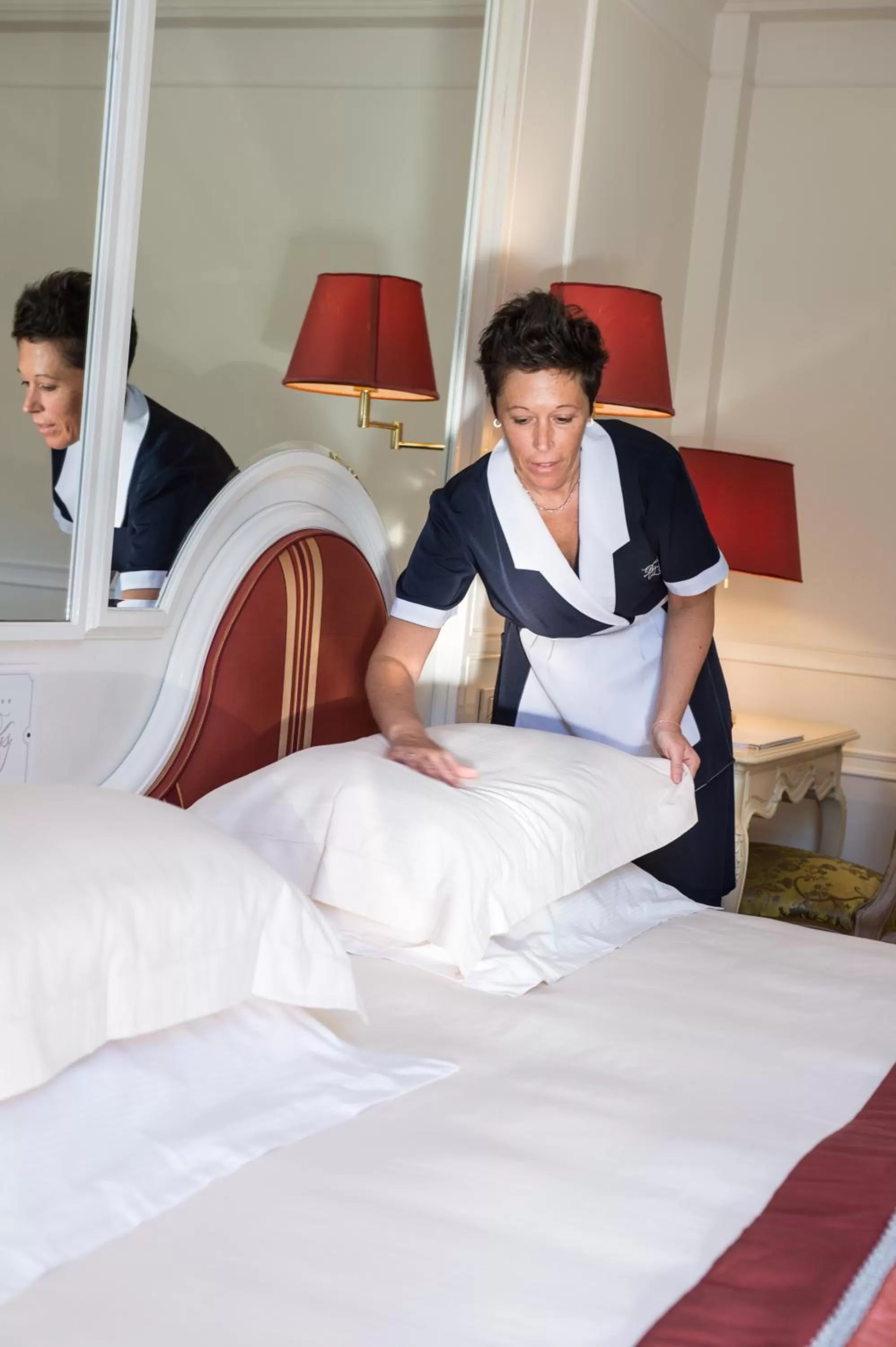 Staff, Bed in Grand Hotel Des Bains