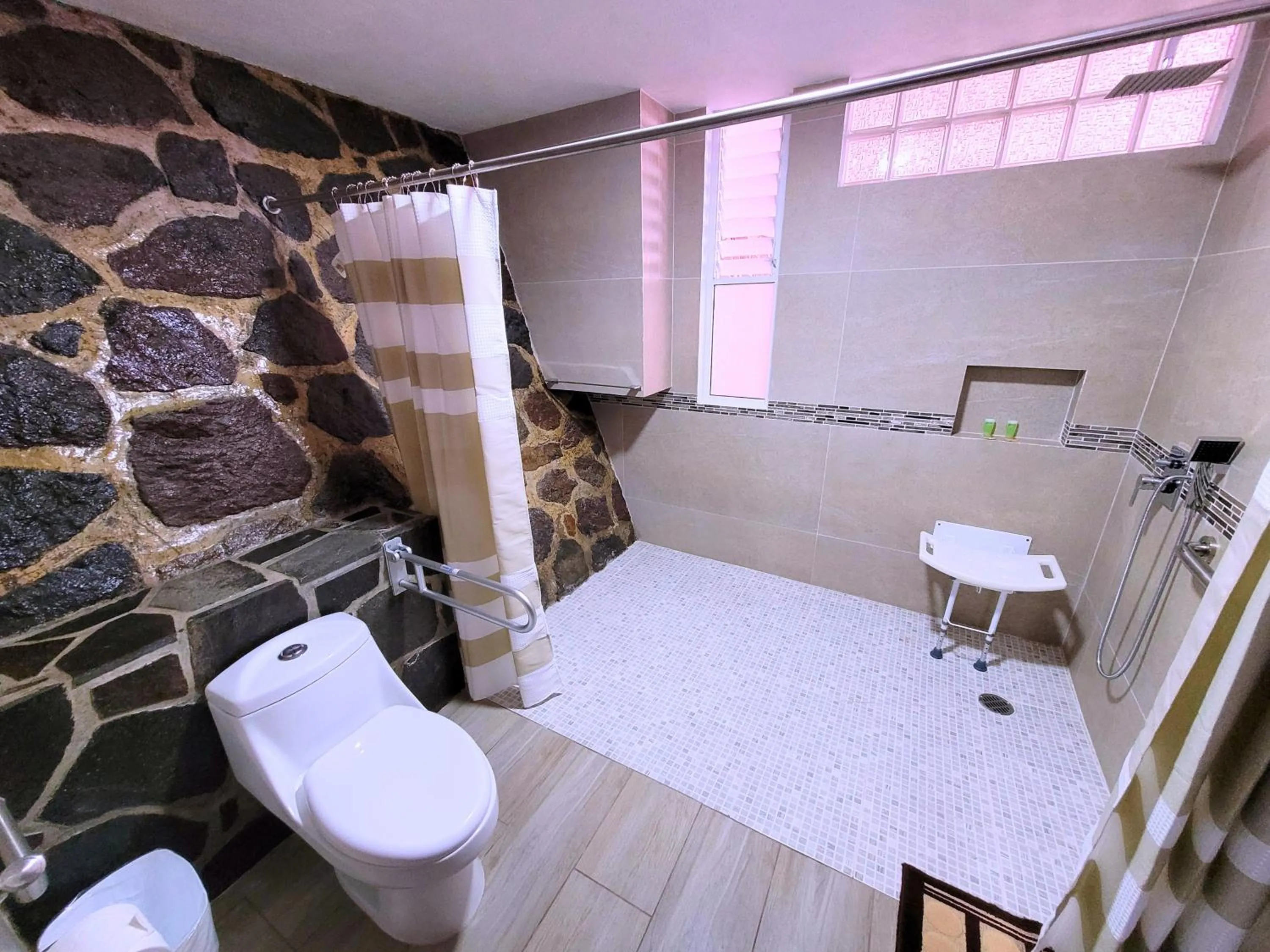 Shower in Hotel Tierras Blancas