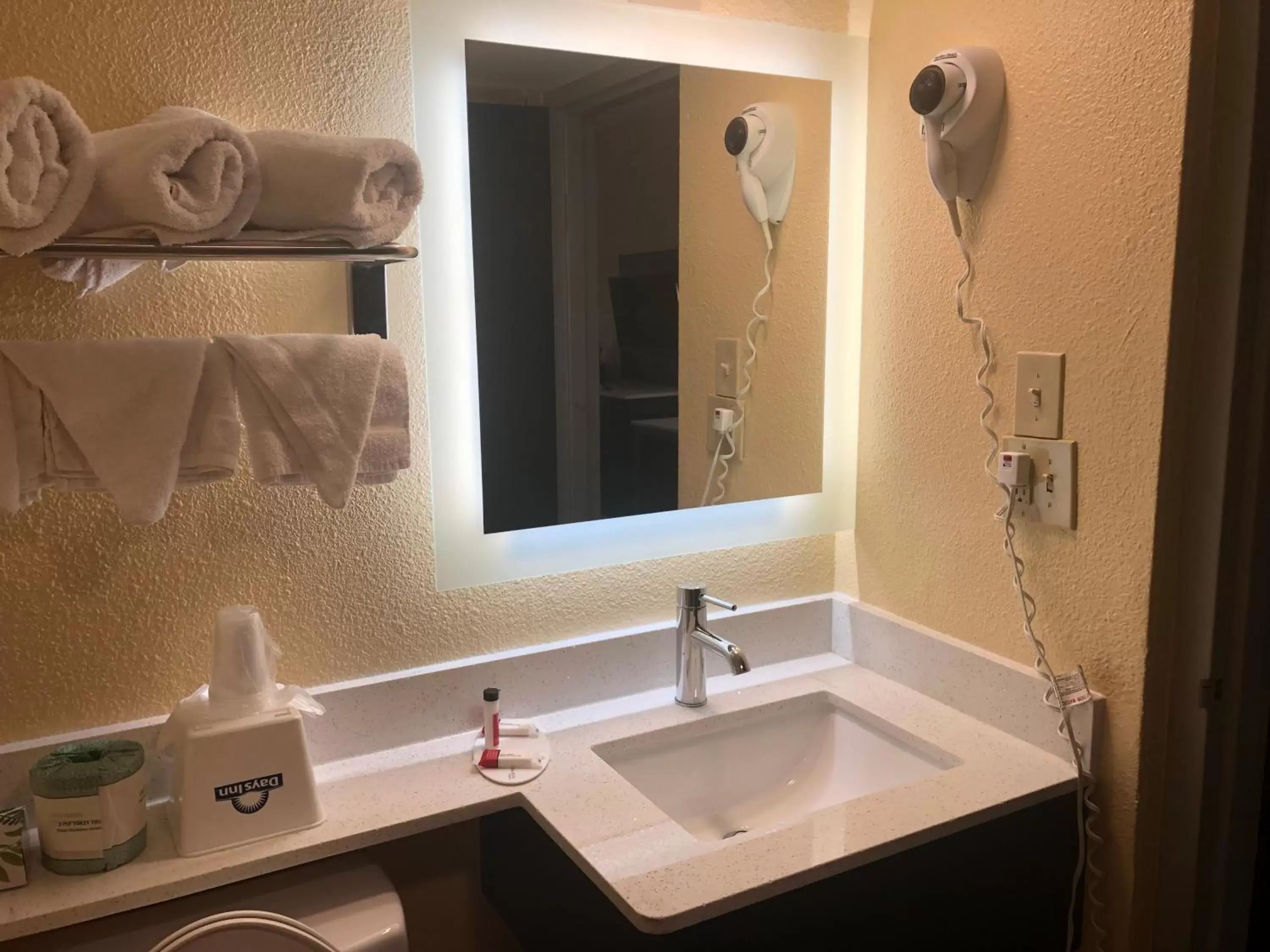 Bathroom in Days Inn by Wyndham Grove City Columbus South