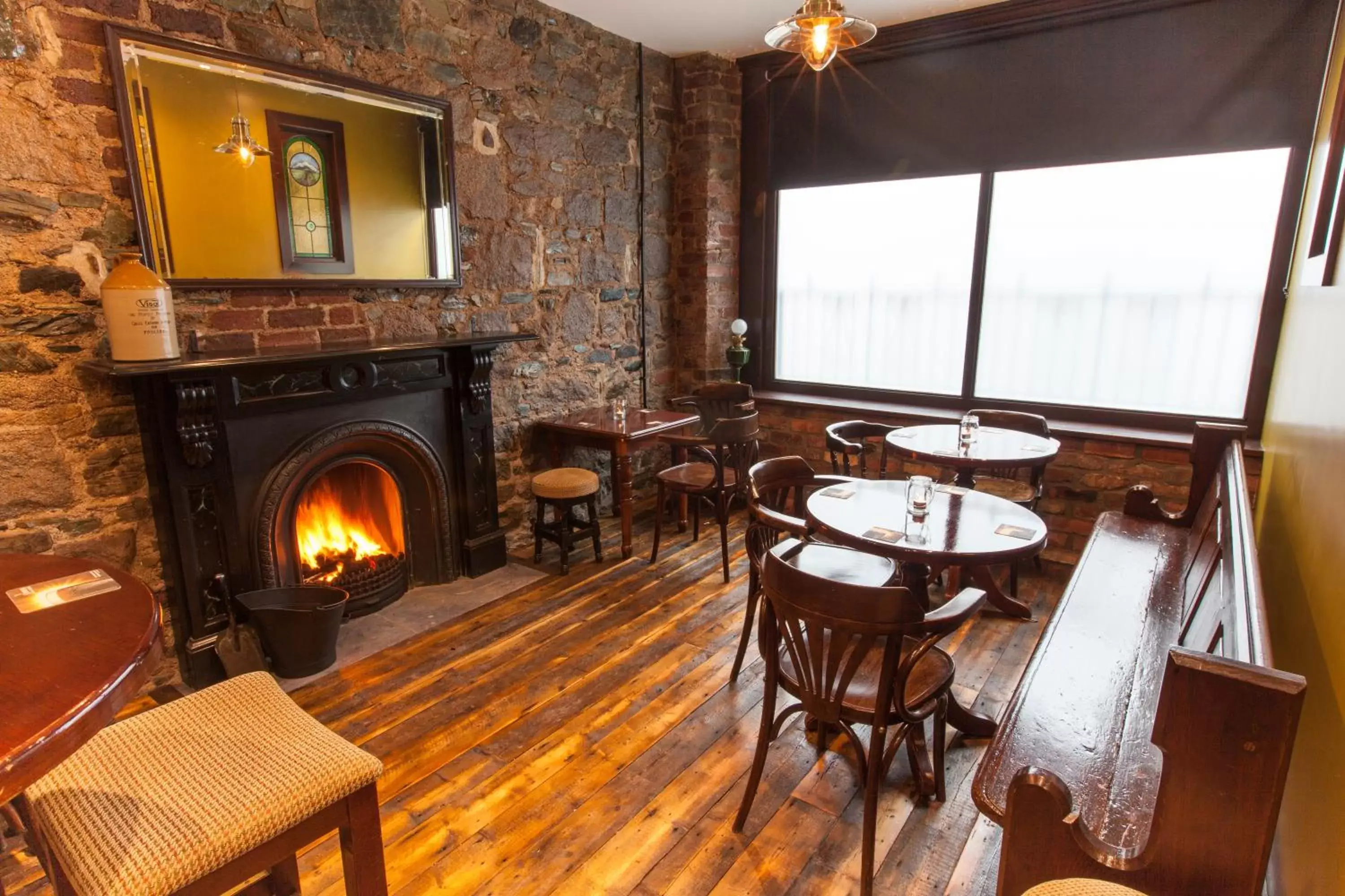Lounge or bar, Dining Area in The Rostrevor Inn