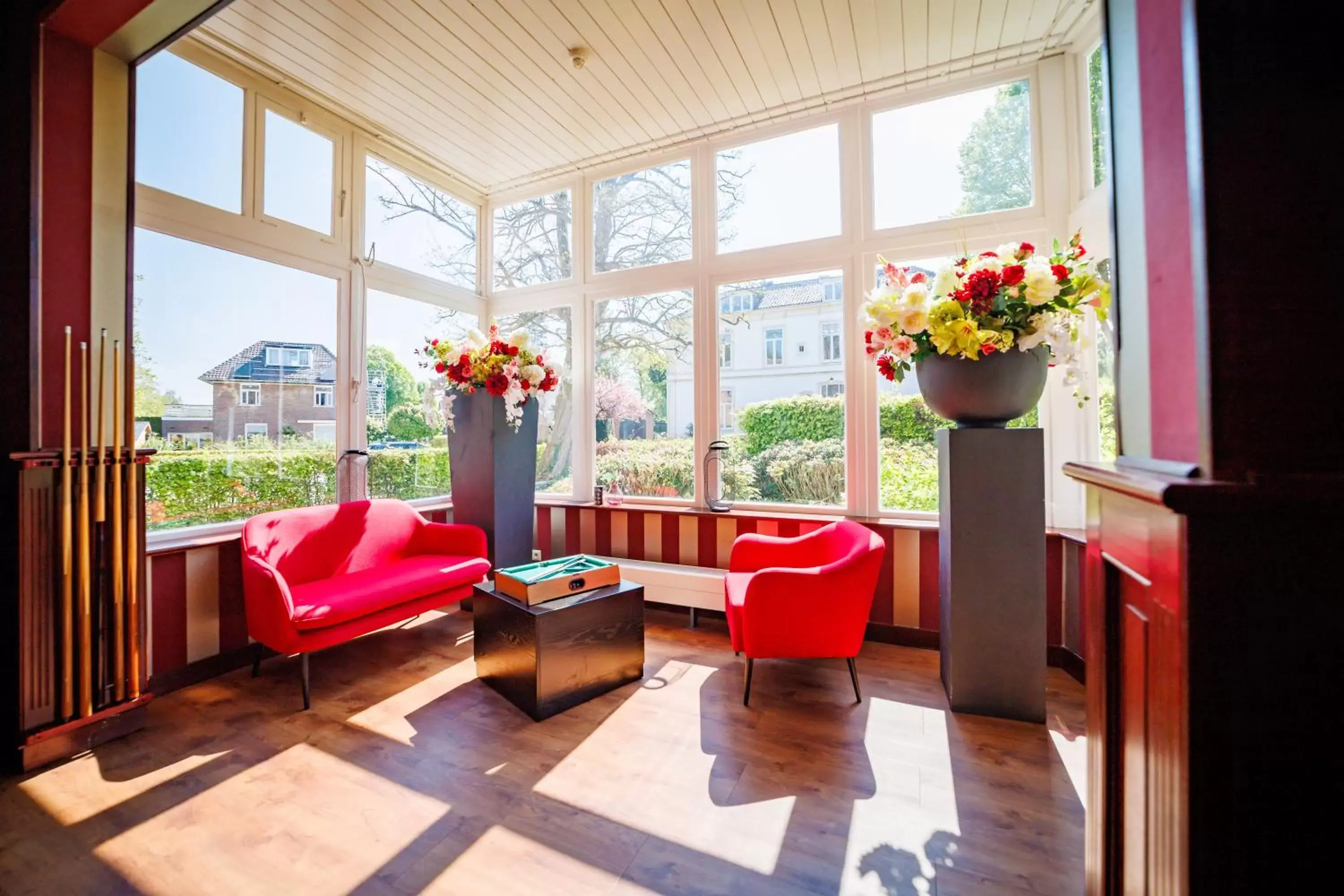 Lobby or reception in Bastion Hotel Apeldoorn Het Loo