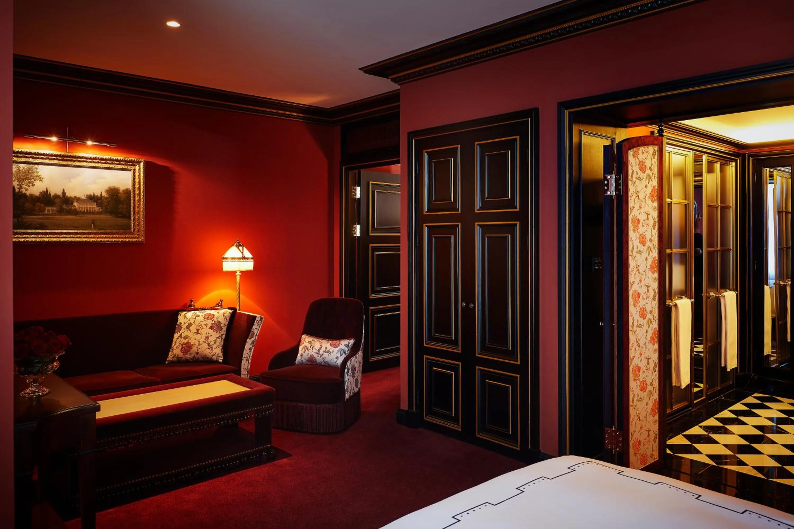 Bed in L'Escape Hotel