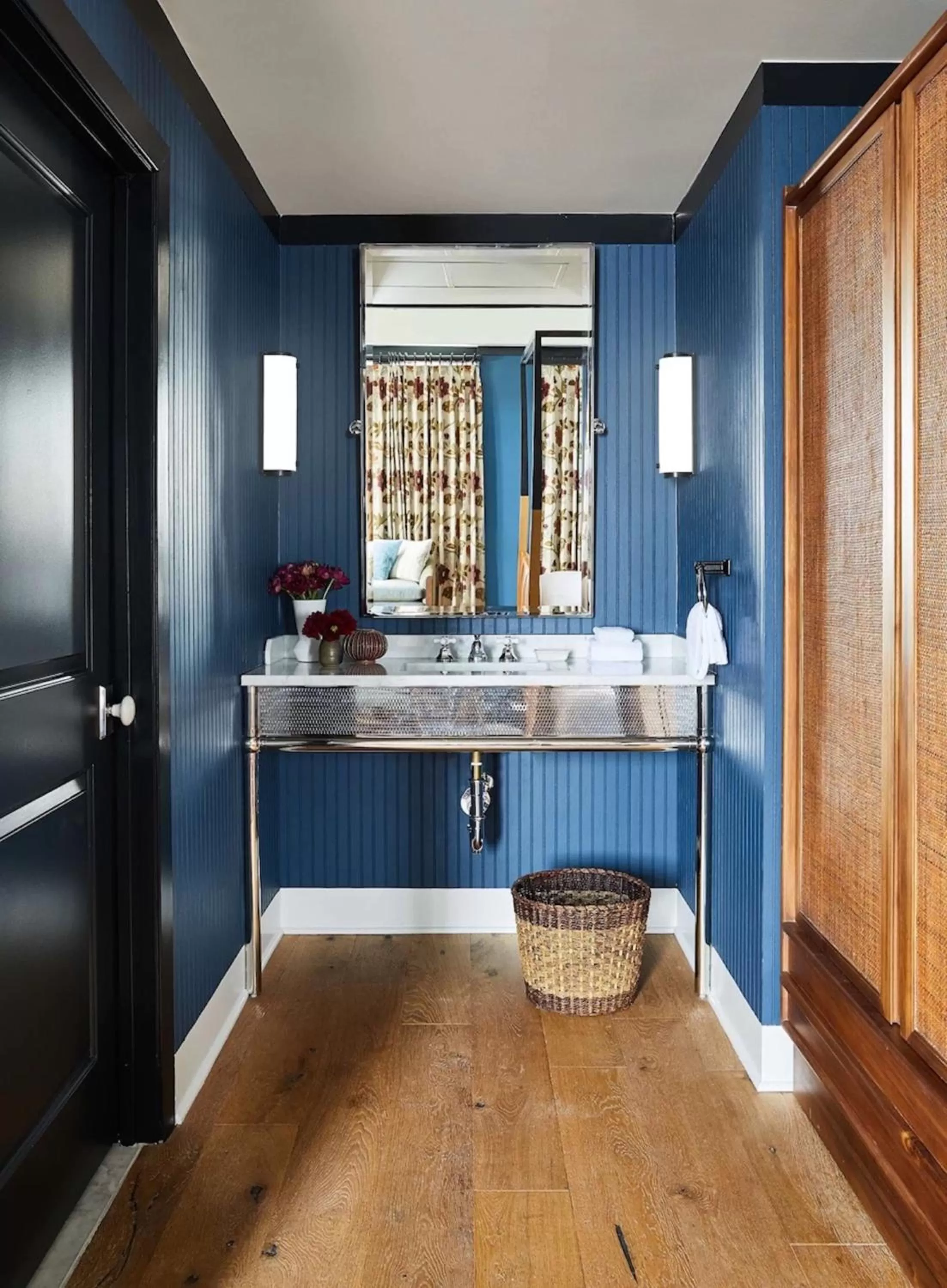 Bathroom in Hotel Revival Baltimore