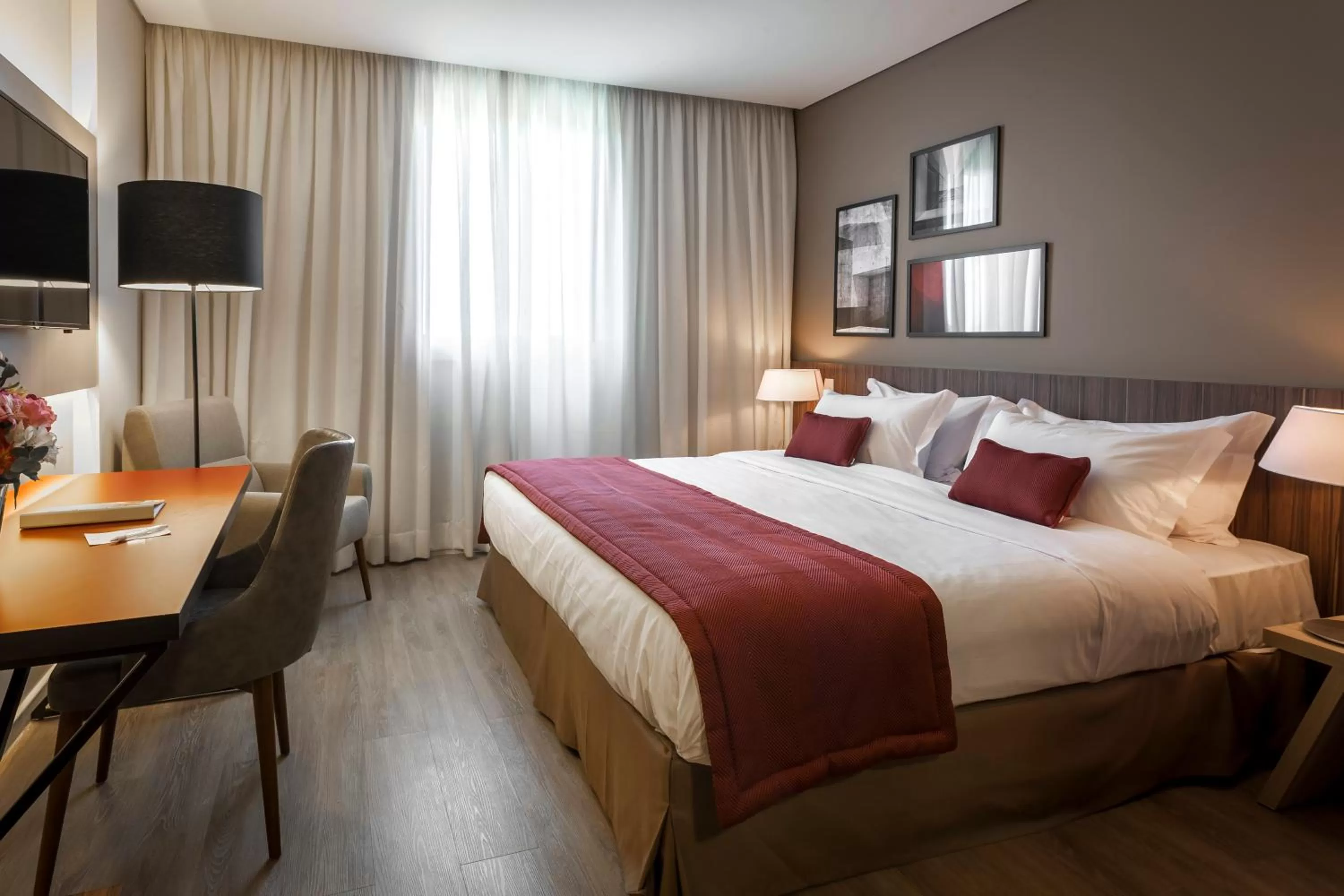 Bed in Royal Palm Tower Indaiatuba