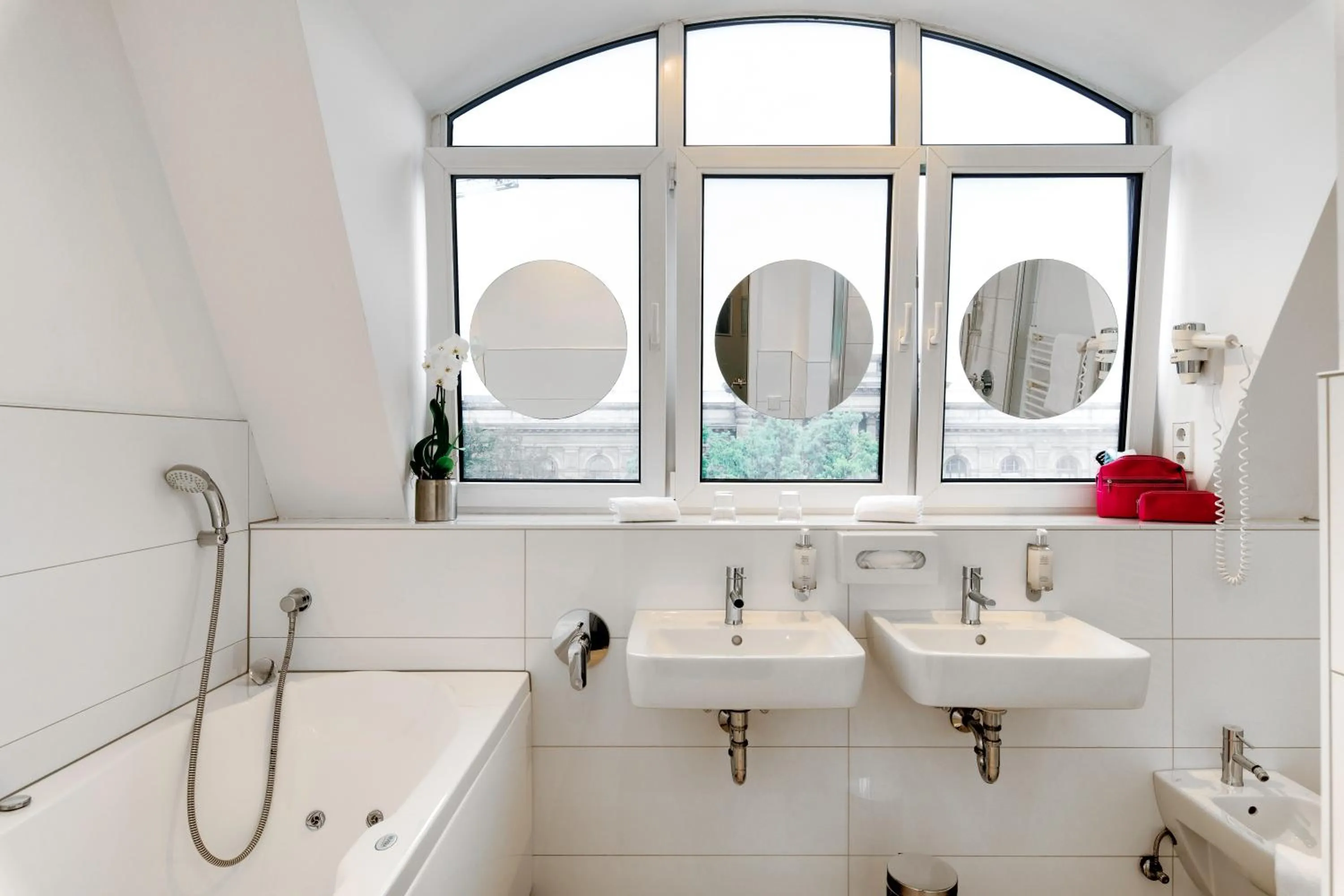 Toilet in Hotel Berlin Mitte by Campanile