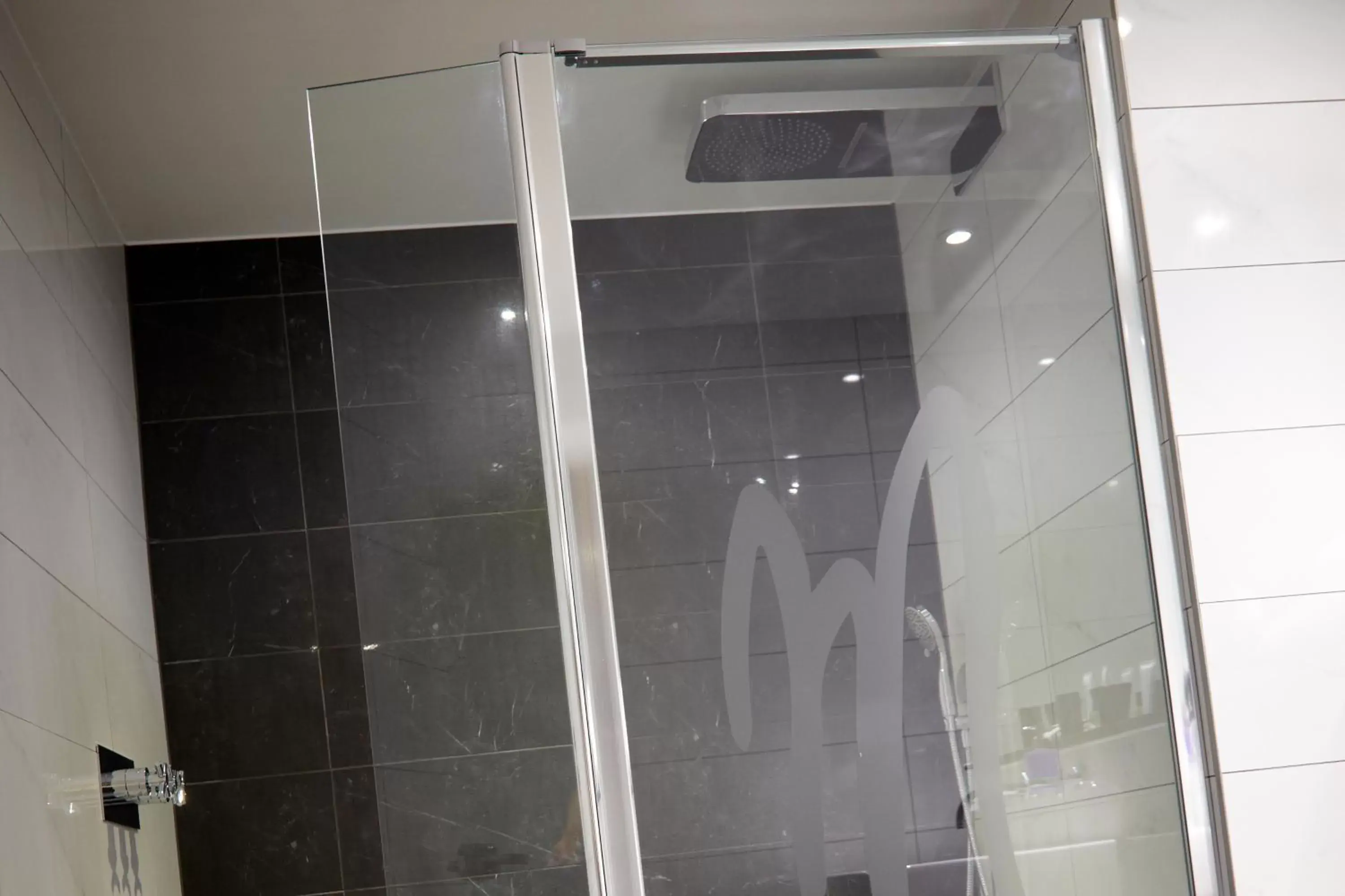 Shower, Bathroom in Malmaison London