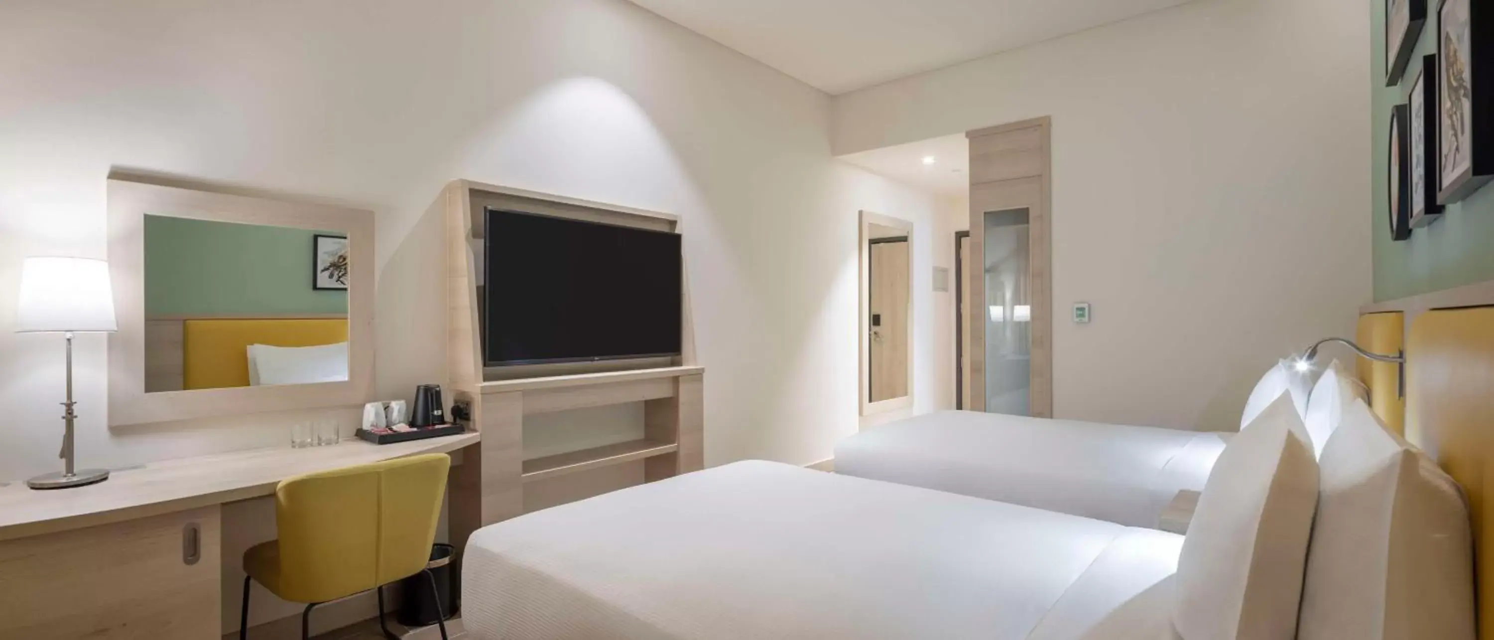 Bedroom, TV/Entertainment Center in Hampton By Hilton Doha Old Town