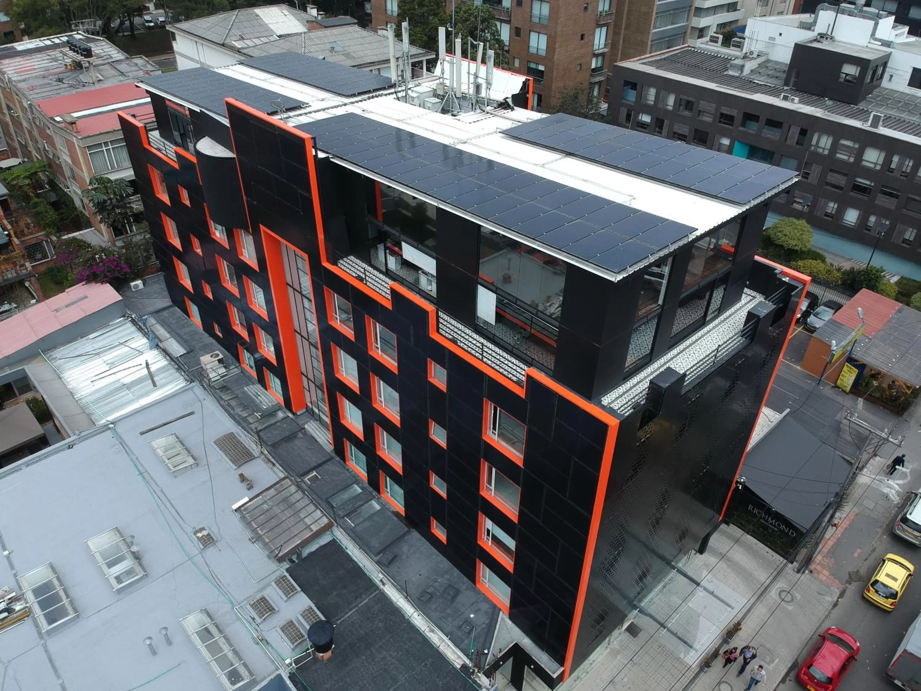 Bird's eye view in Richmond Suites Hotel