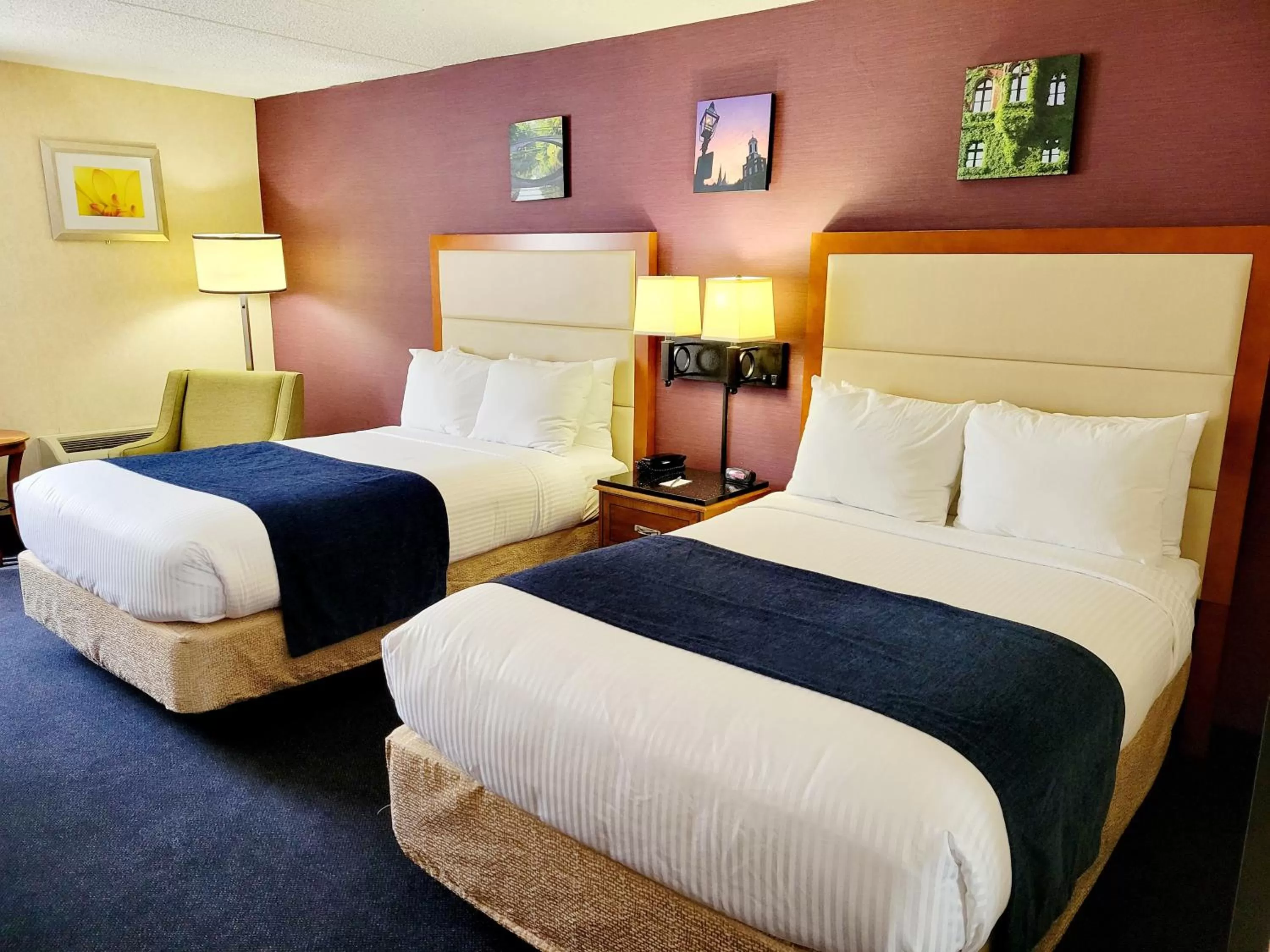 Bed in Bangor Grande Hotel