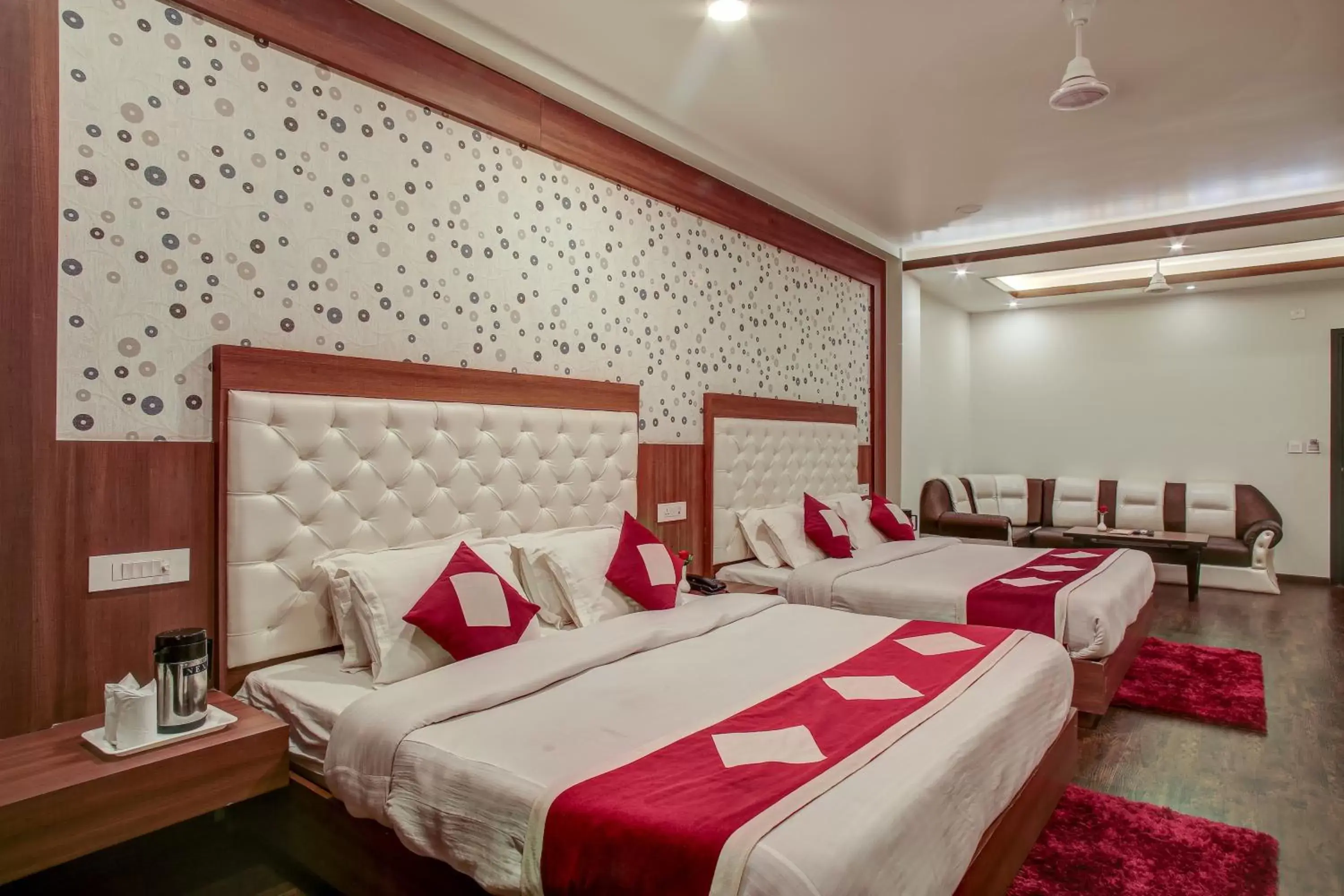 Bedroom, Bed in Hotel The Royal Krishna