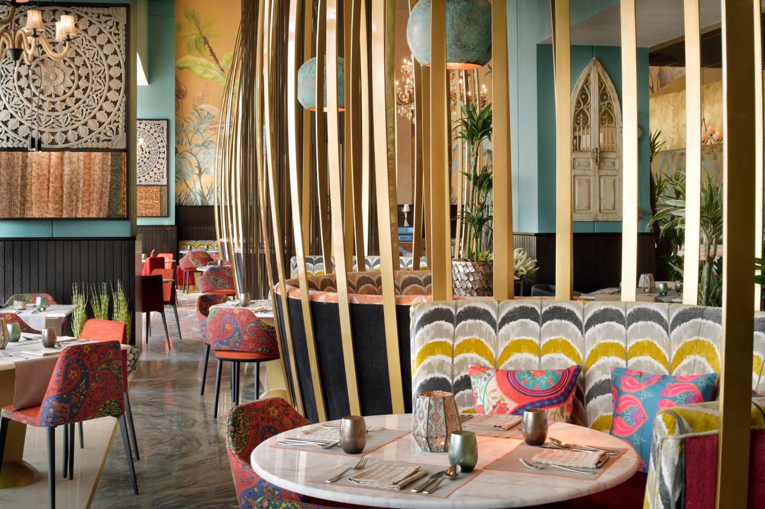 Restaurant/places to eat in Mövenpick Hotel Tahlia Jeddah