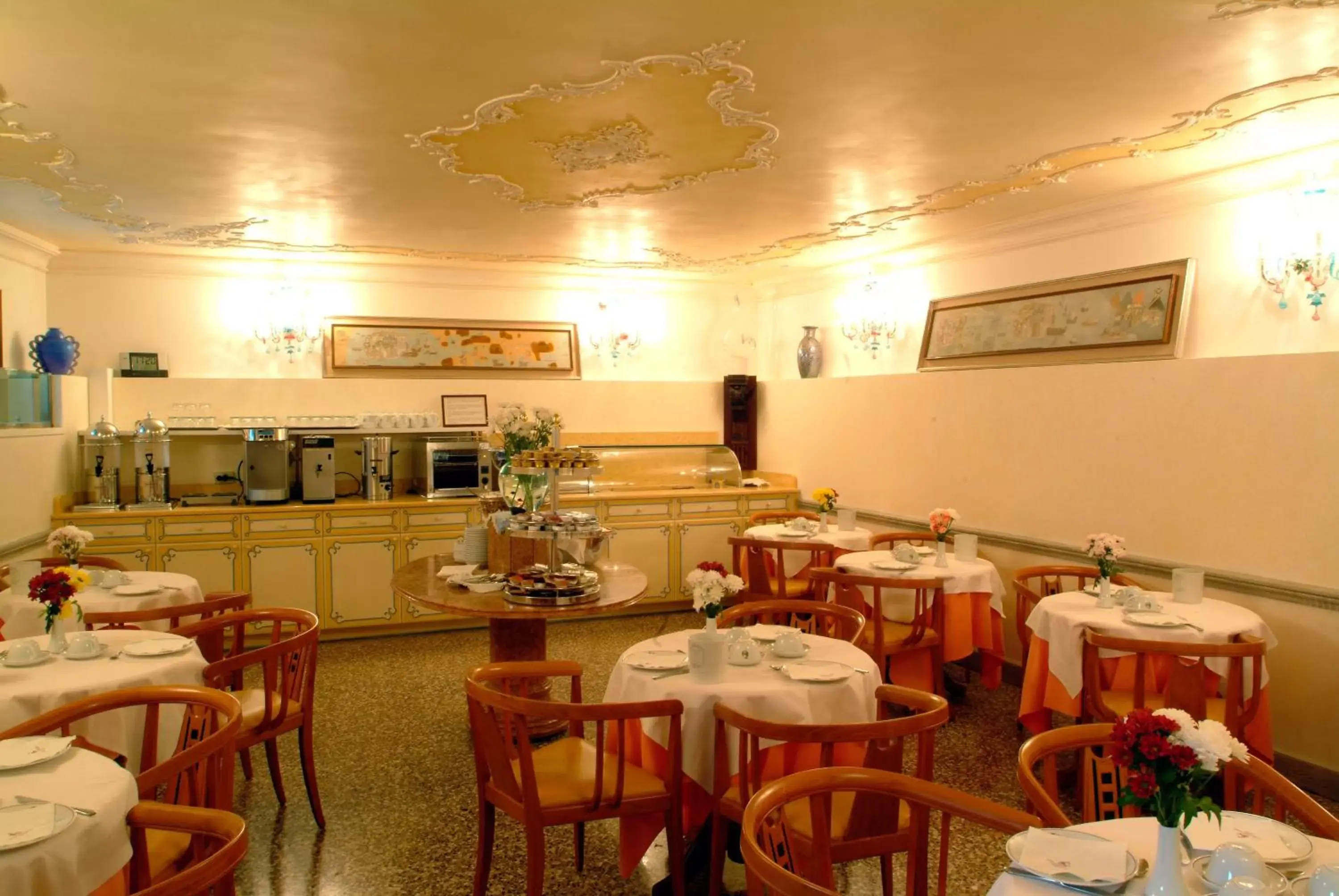 Restaurant/Places to Eat in Hotel San Moisè