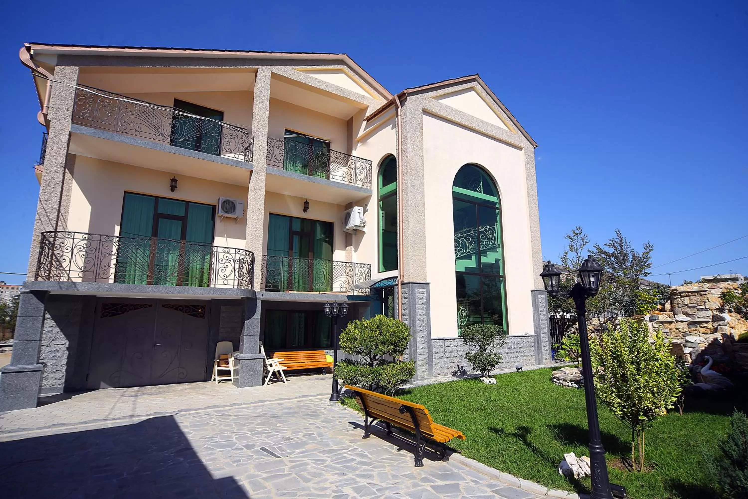 Day, Property Building in Hotel Harmony