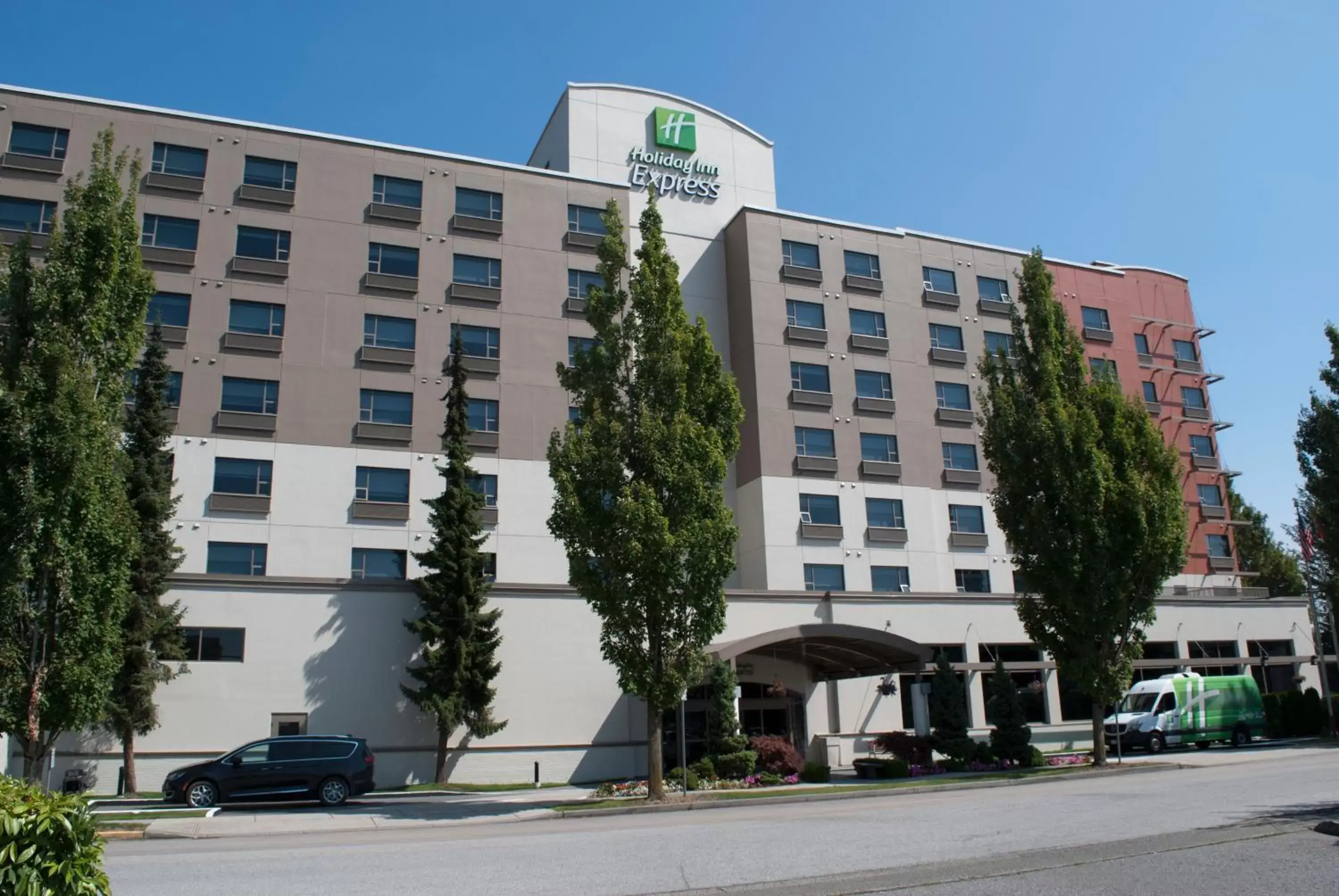 Property Building in Holiday Inn Express Vancouver Airport-Richmond, an IHG Hotel