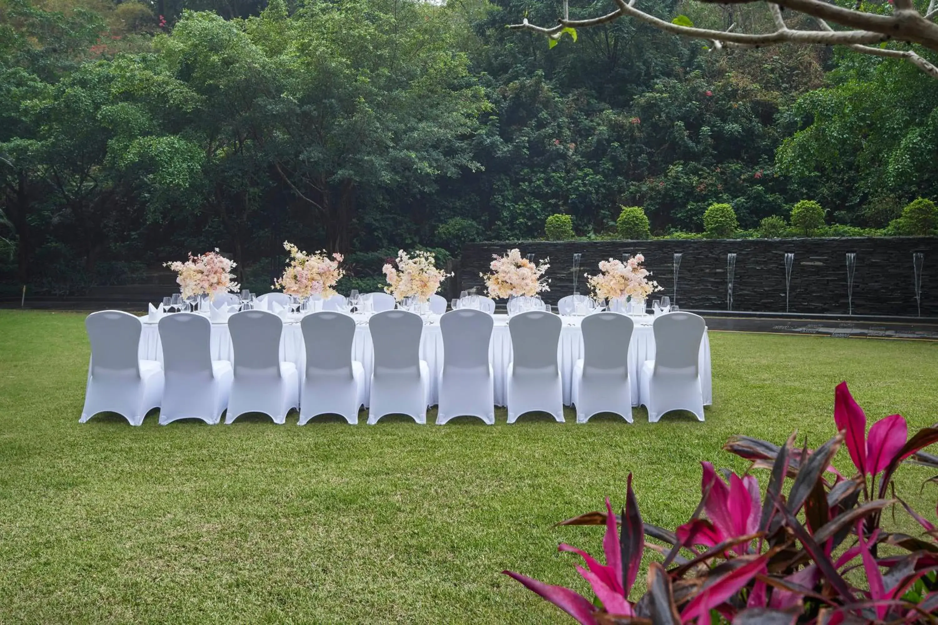 Other, Banquet Facilities in Holiday Inn Guangzhou Science City, an IHG Hotel