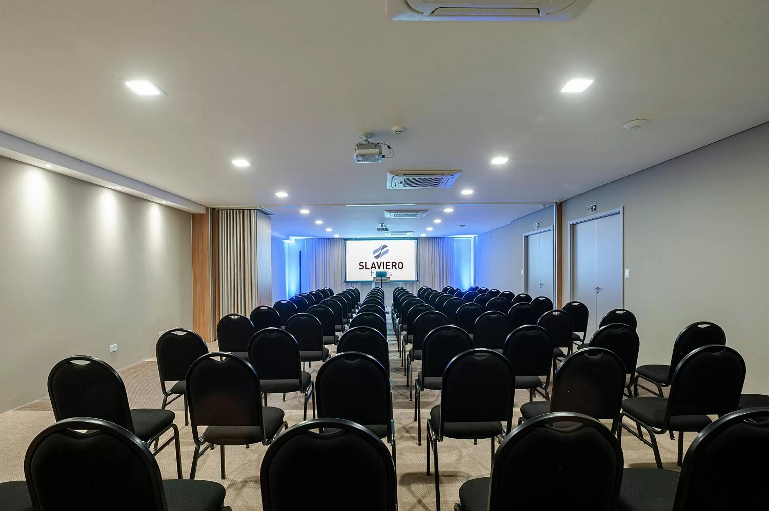 Meeting/conference room in Slaviero Curitiba Aeroporto