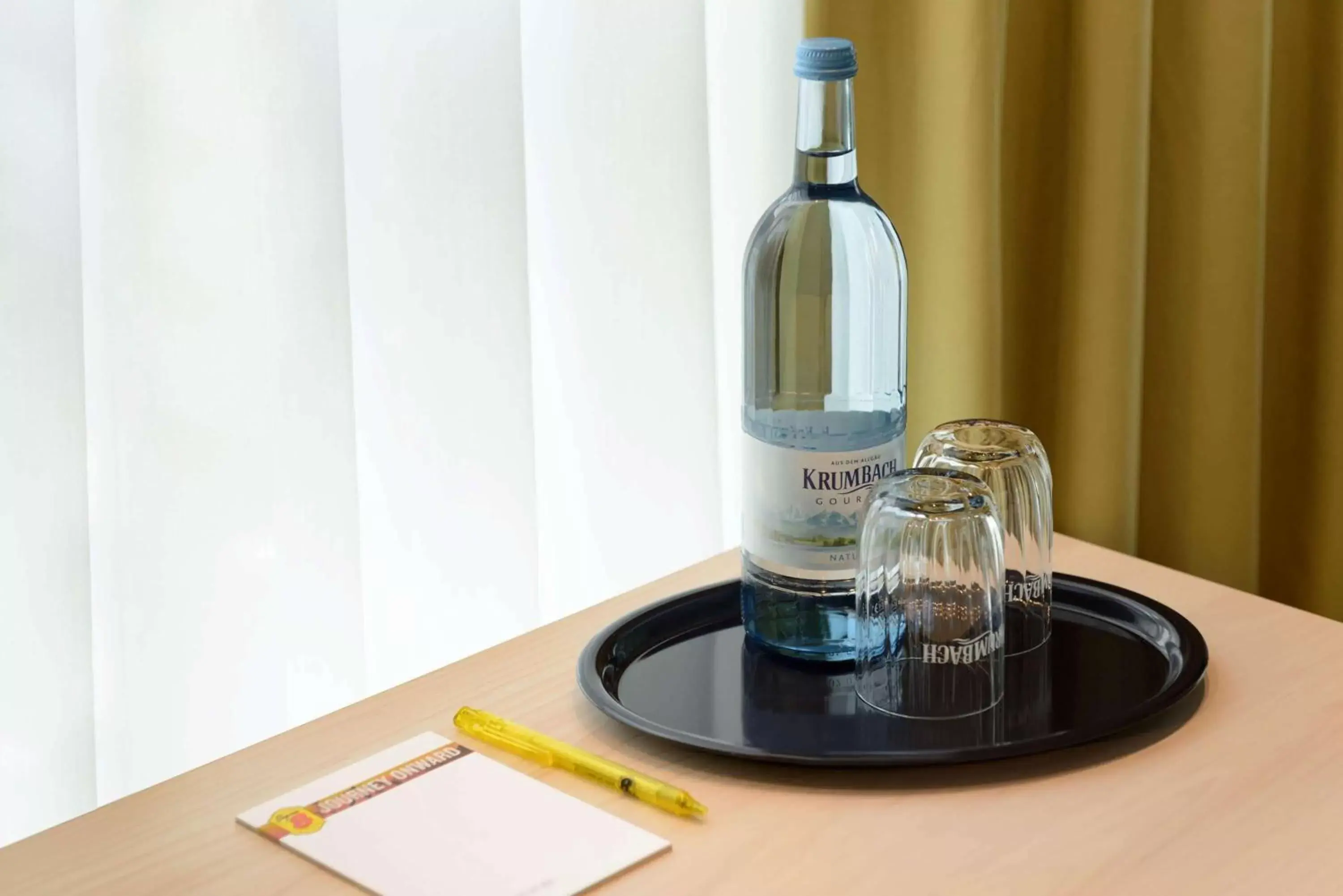 Photo of the whole room in Super 8 by Wyndham Augsburg Photo of the whole room in Super 8 by Wyndham Augsburg