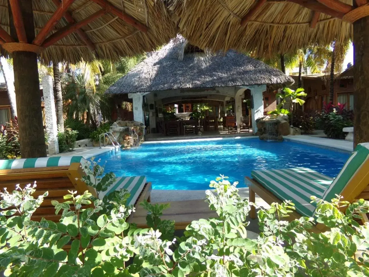 Swimming Pool in Hotel Casa de Lirio Diamante