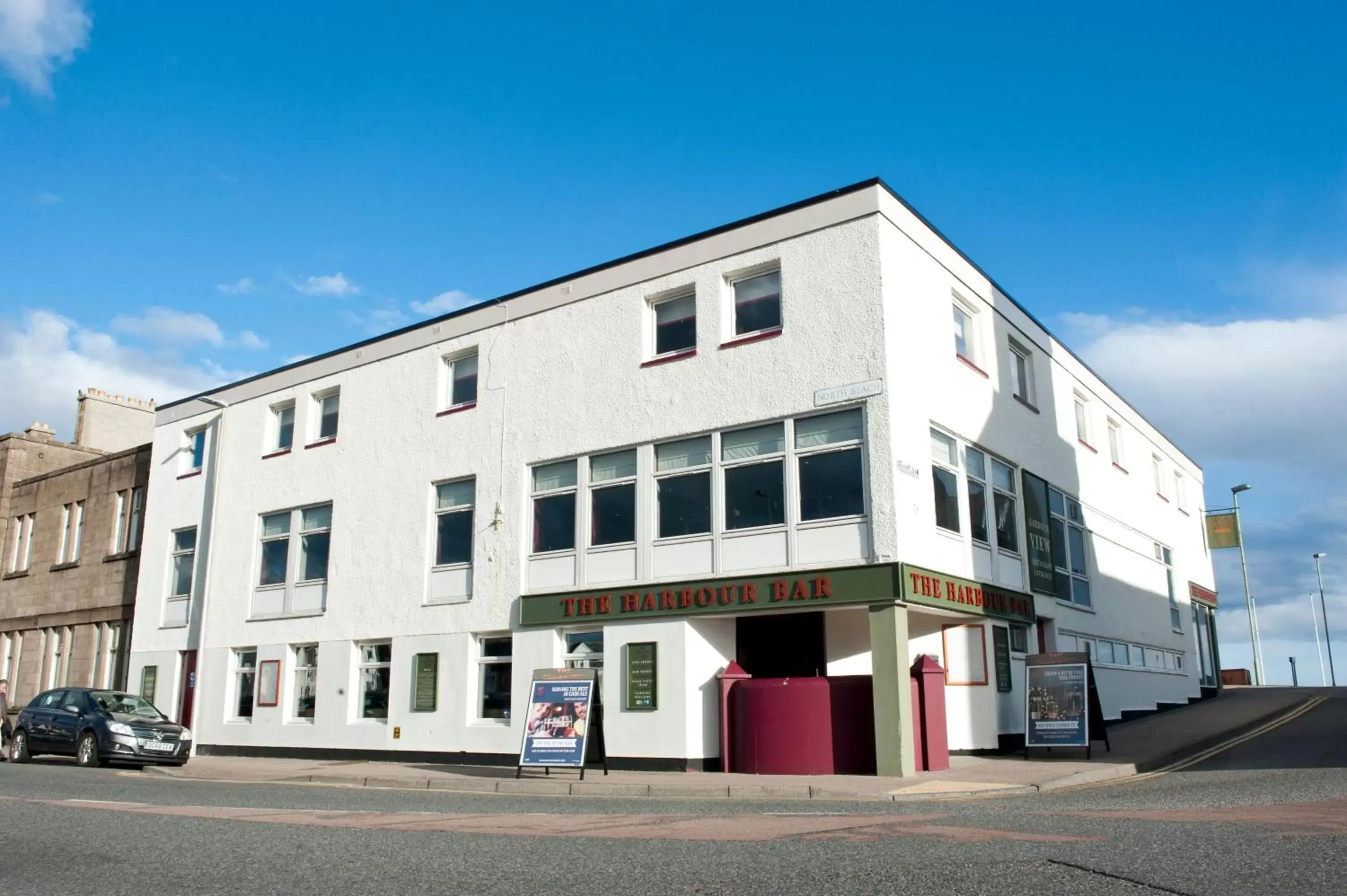 Facade/entrance, Property Building in The Crown Inn