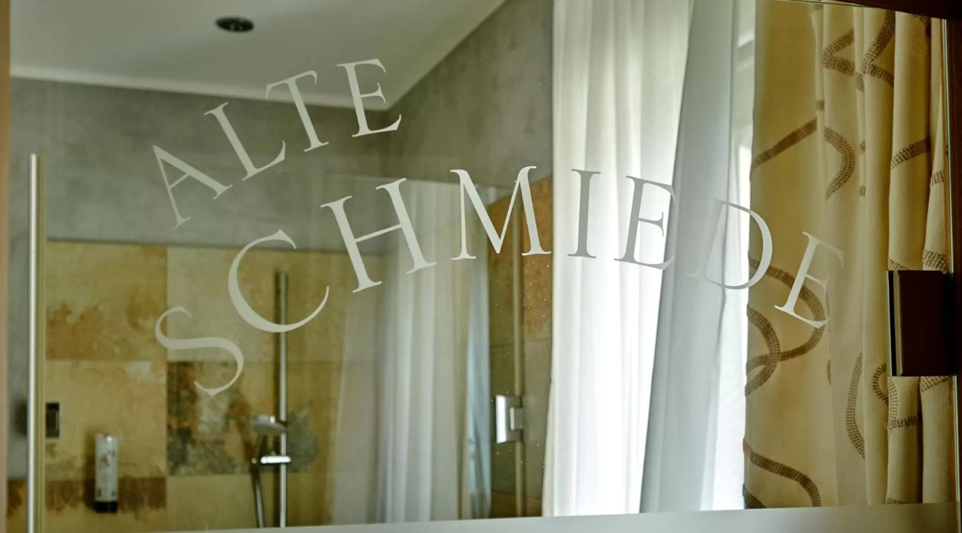 Bathroom in Landhotel Schneider