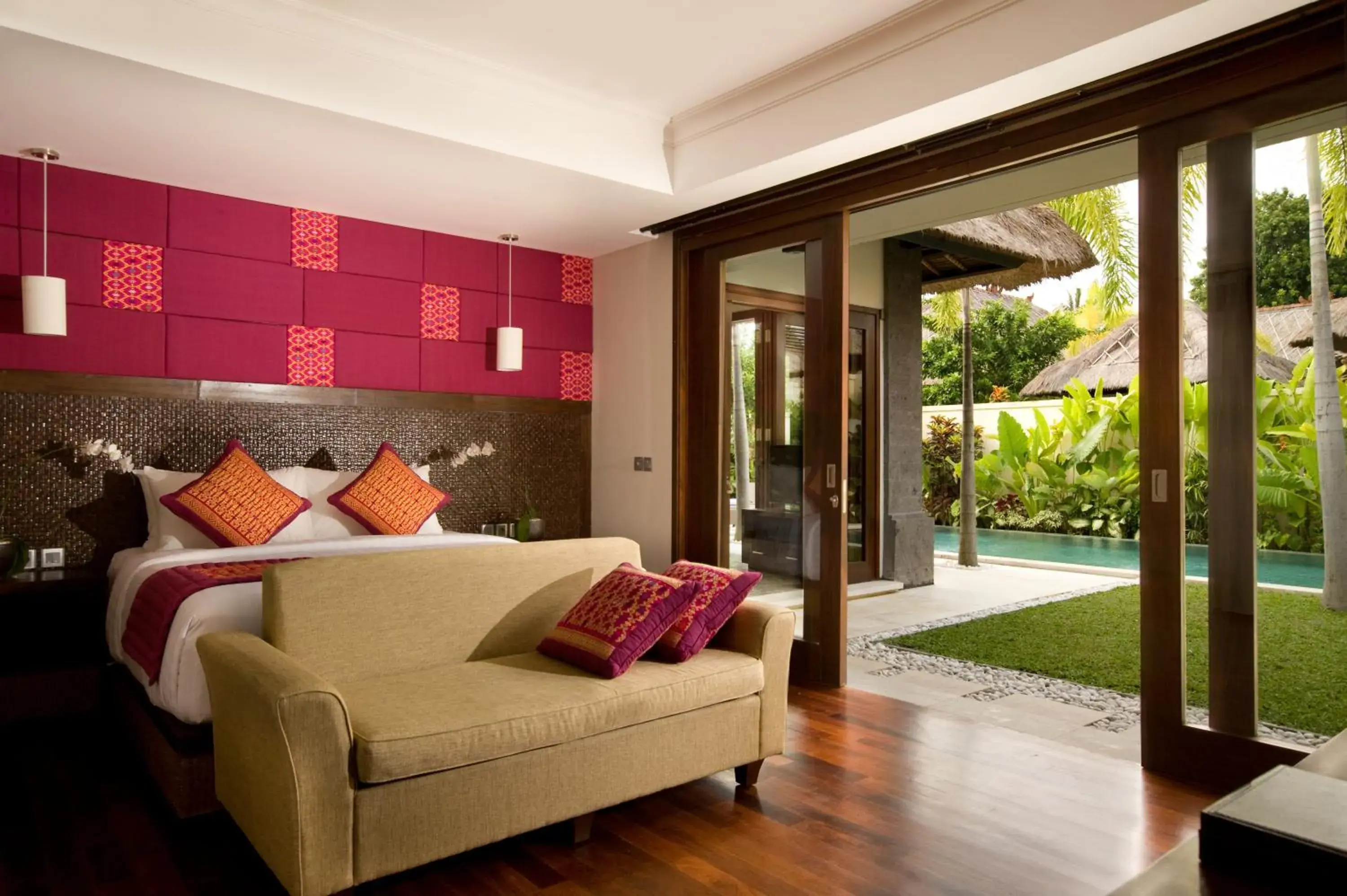 Bedroom, Seating Area in Mahagiri Villas Sanur