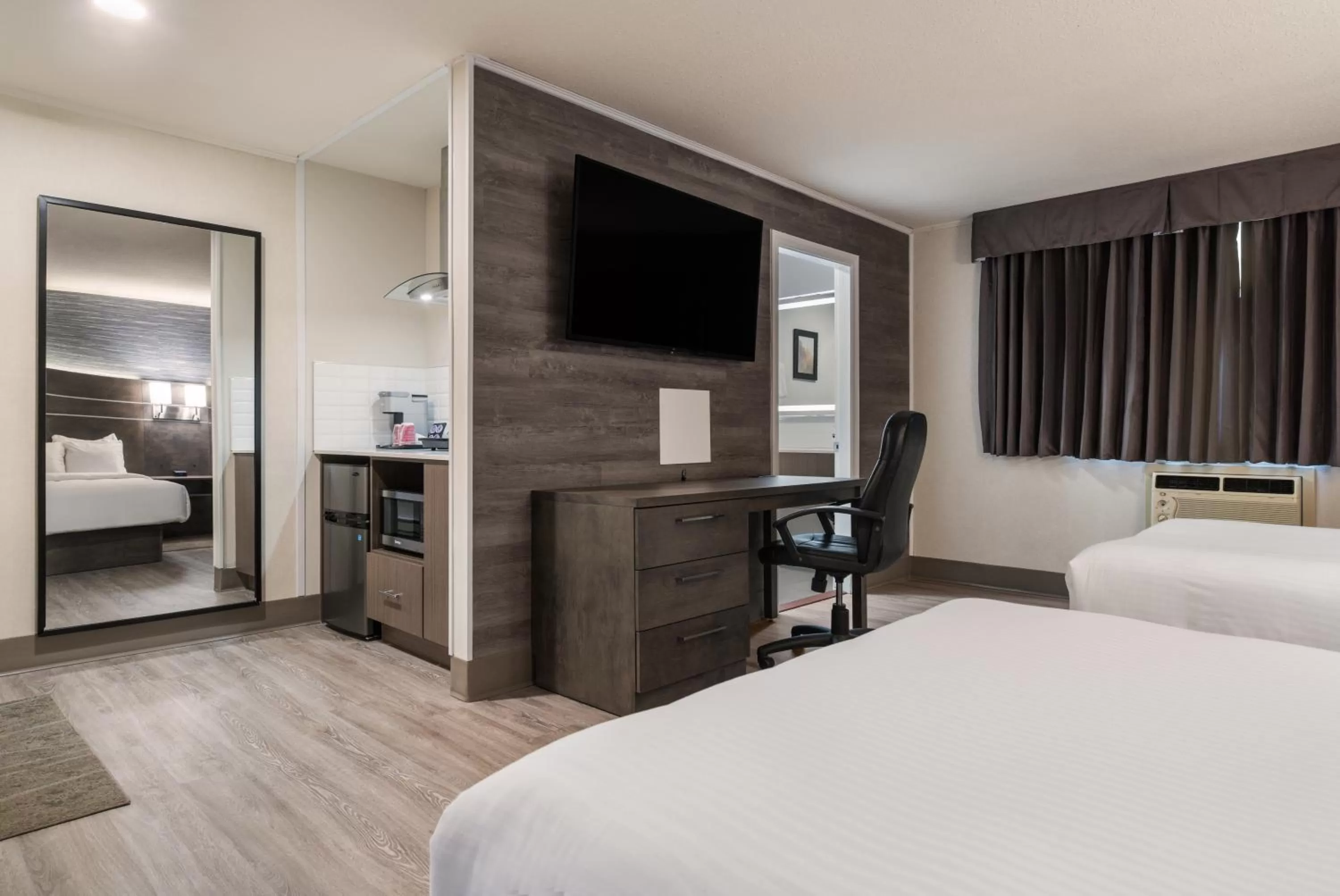 TV and multimedia, Bed in Glengarry Extended Stays