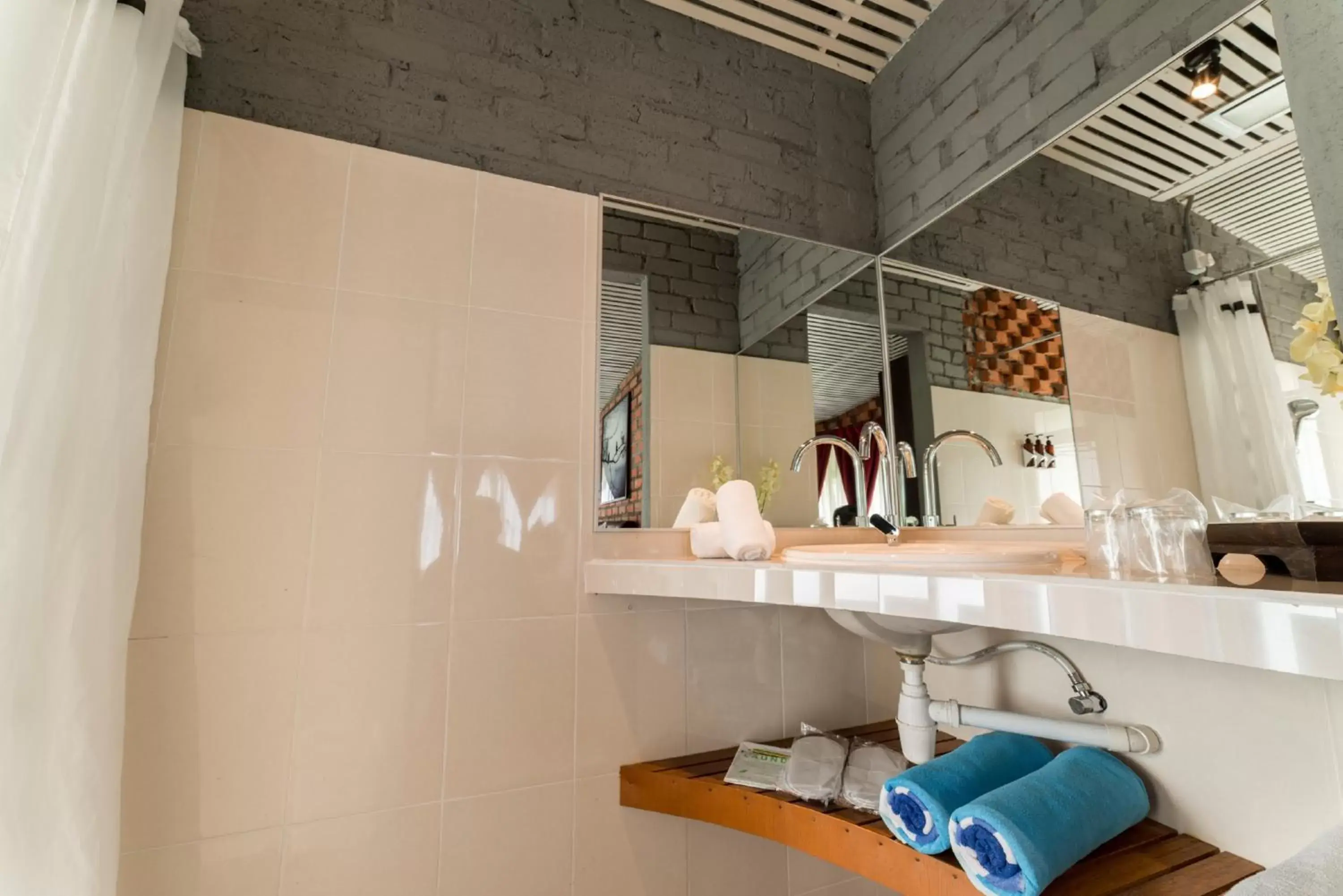 Bedroom, Bathroom in The Ocean Residence Langkawi