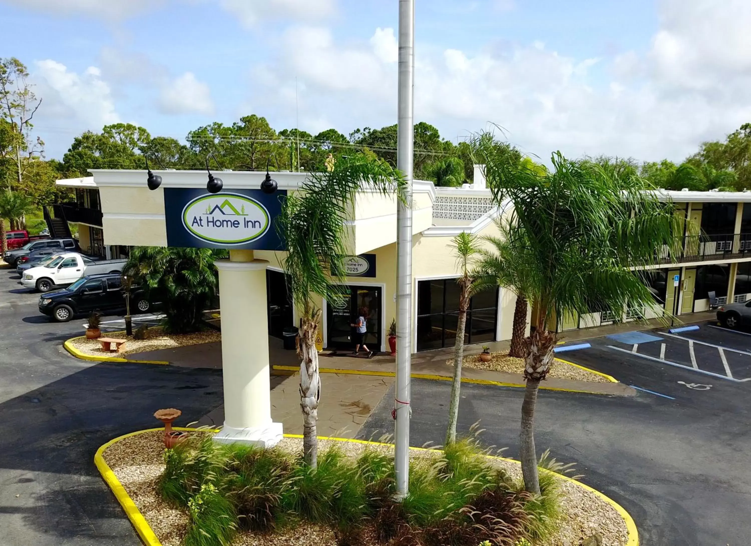 Lobby or reception in At Home Inn - Fort Pierce
