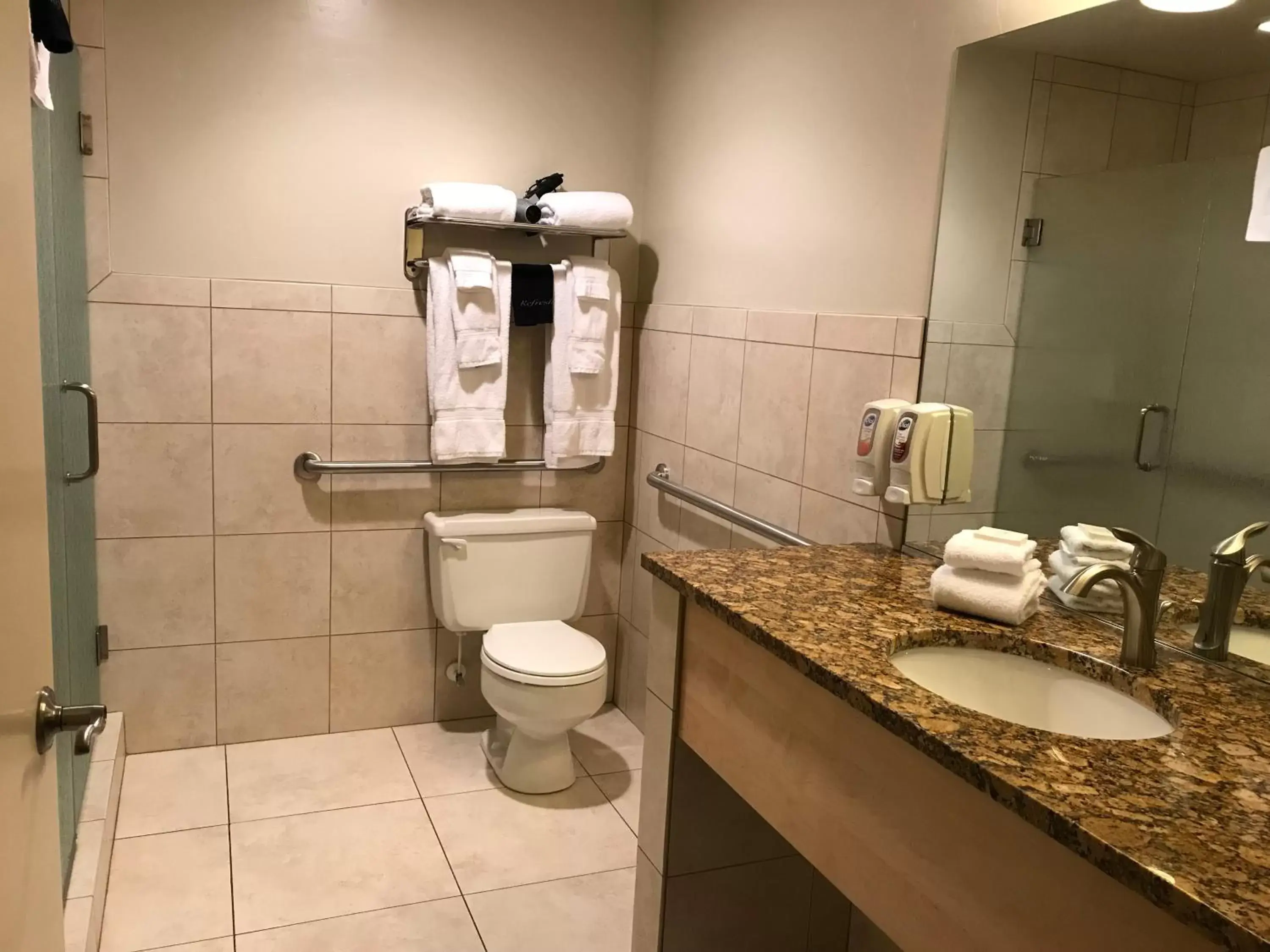 Bathroom in Dinosaur Inn & Suites