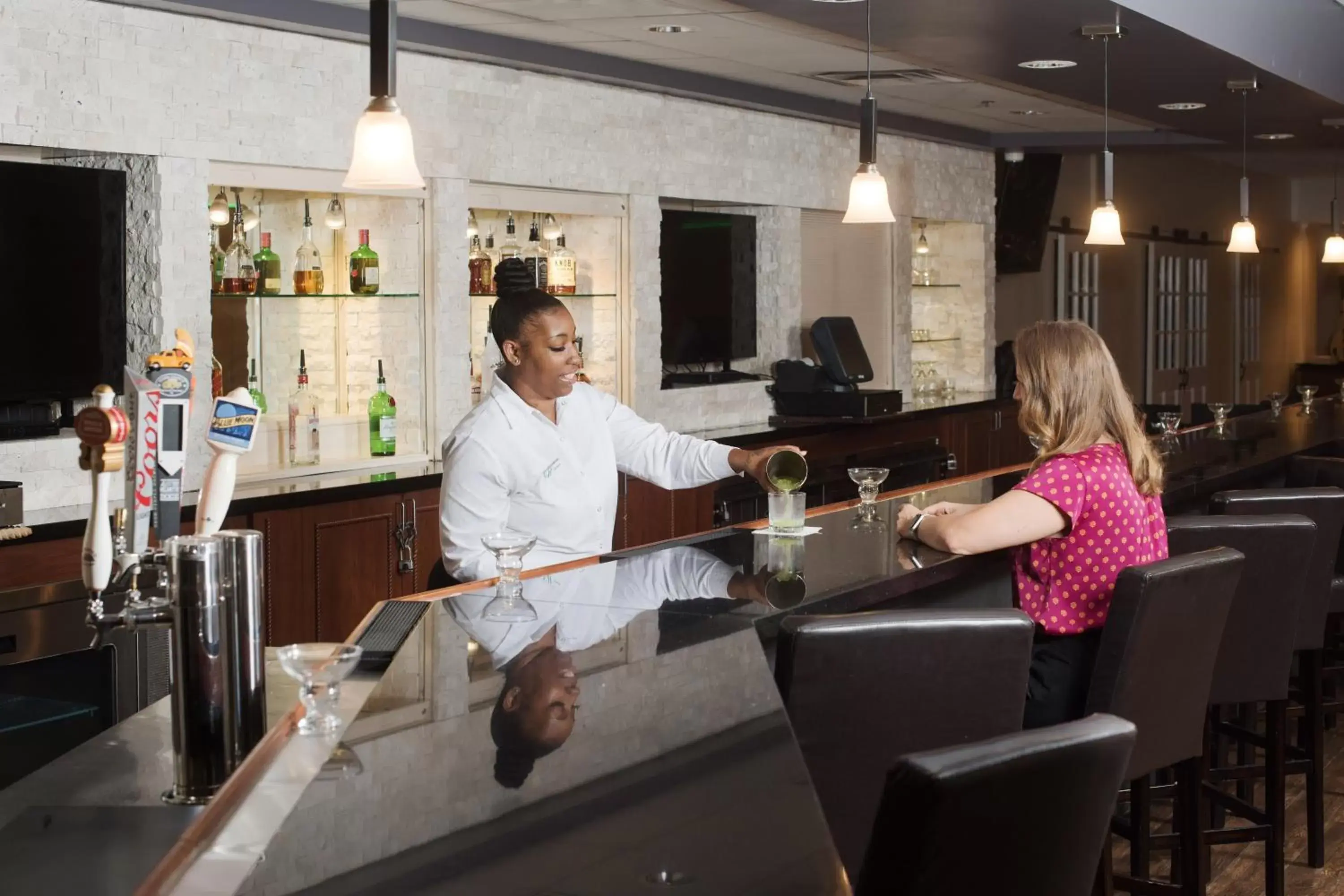 Lounge or bar in Holiday Inn Birmingham-Airport, an IHG Hotel
