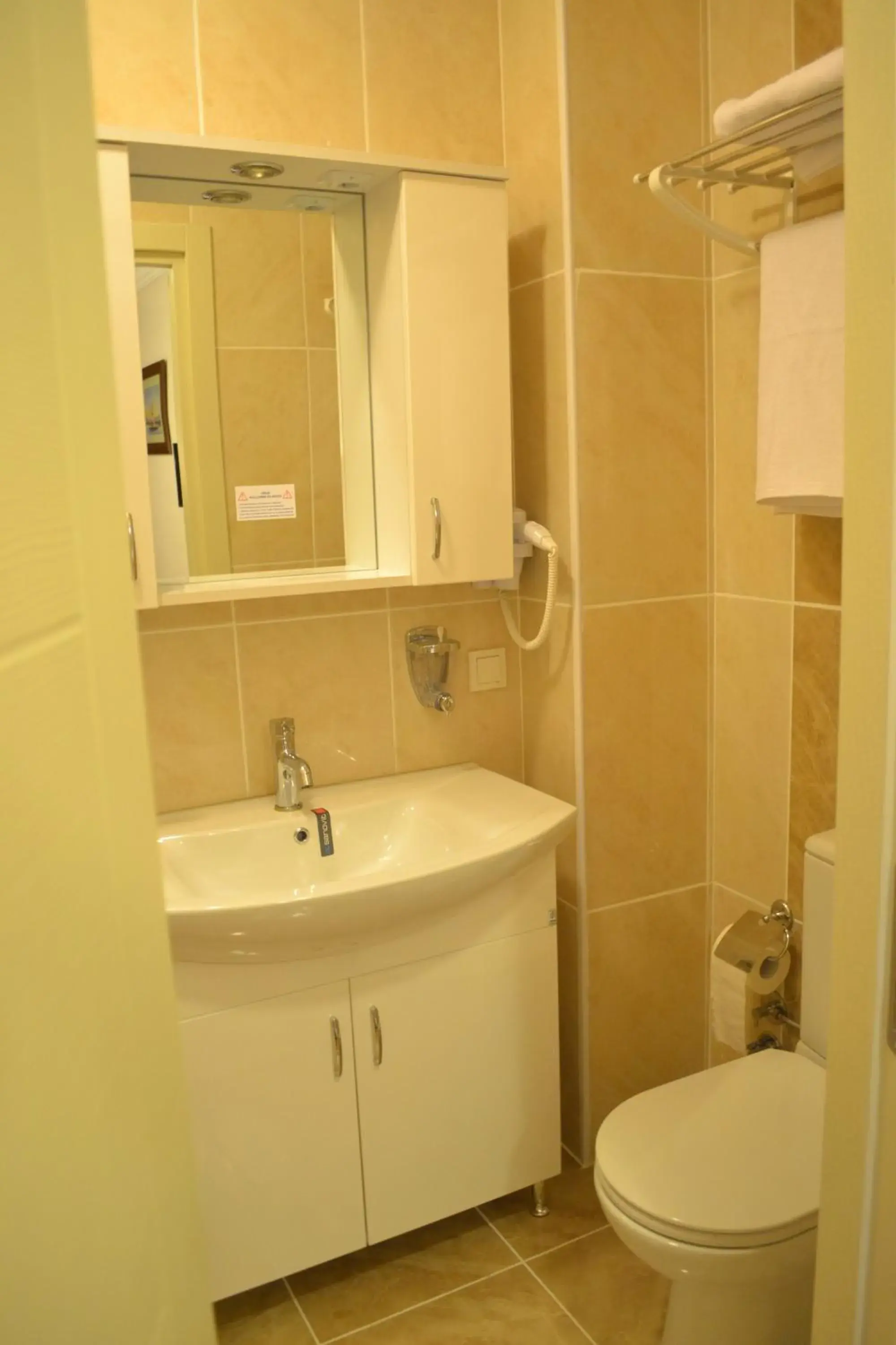 Toilet, Bathroom in New Fatih Hotel