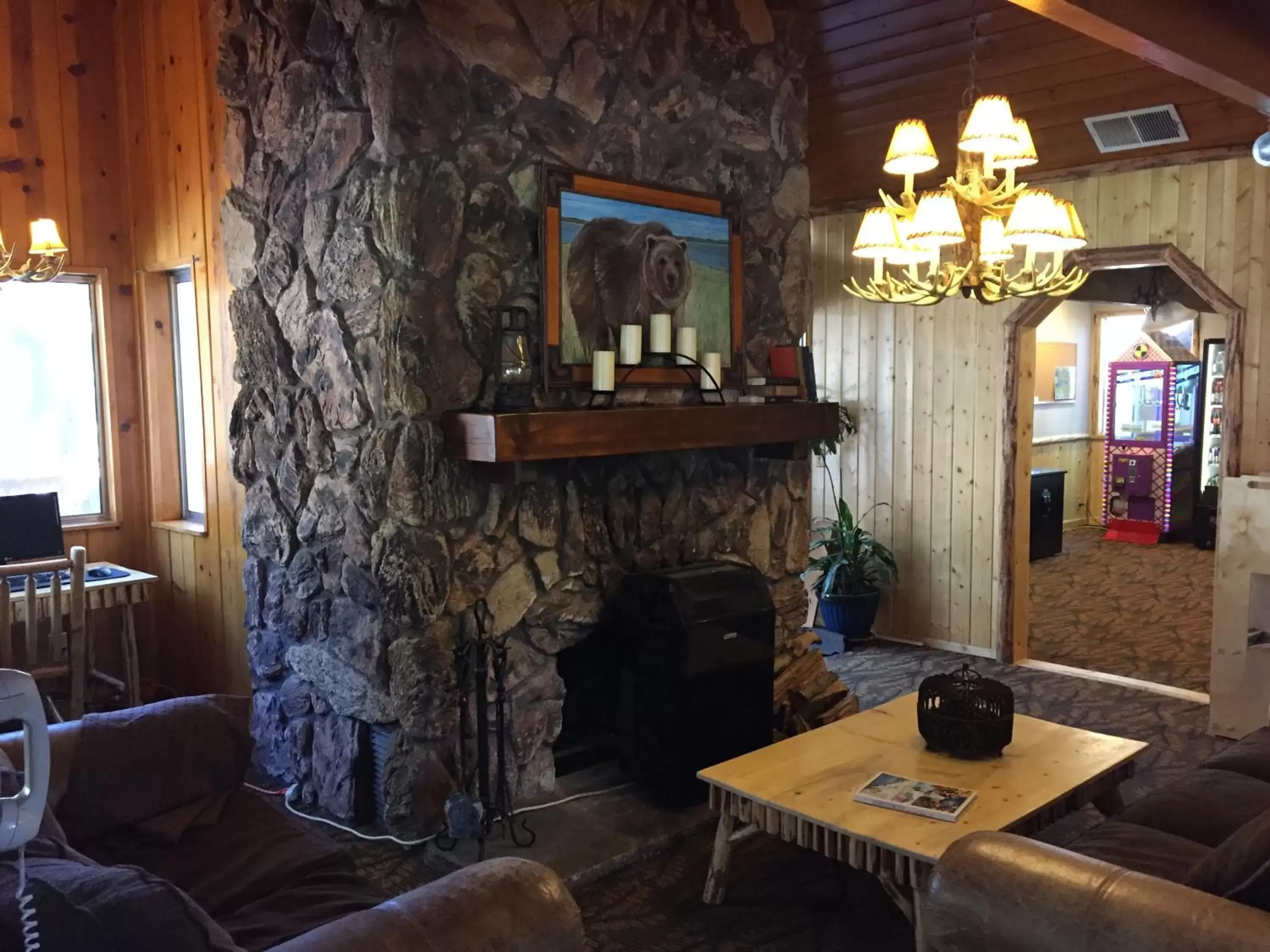 Day, Lounge/Bar in Big Bear Frontier