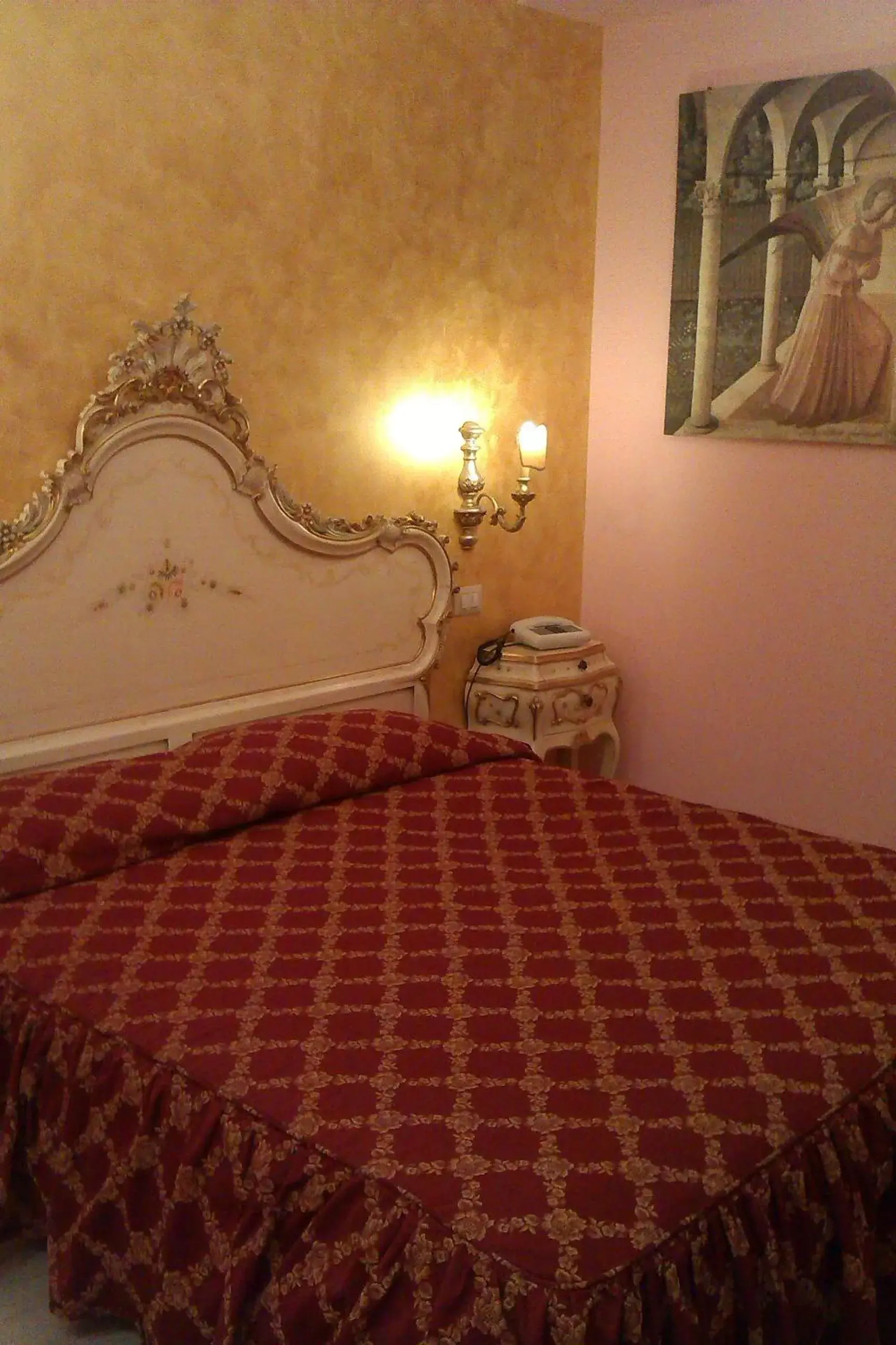 Bed in Garda Sol SPA Hotel & Appartamenti