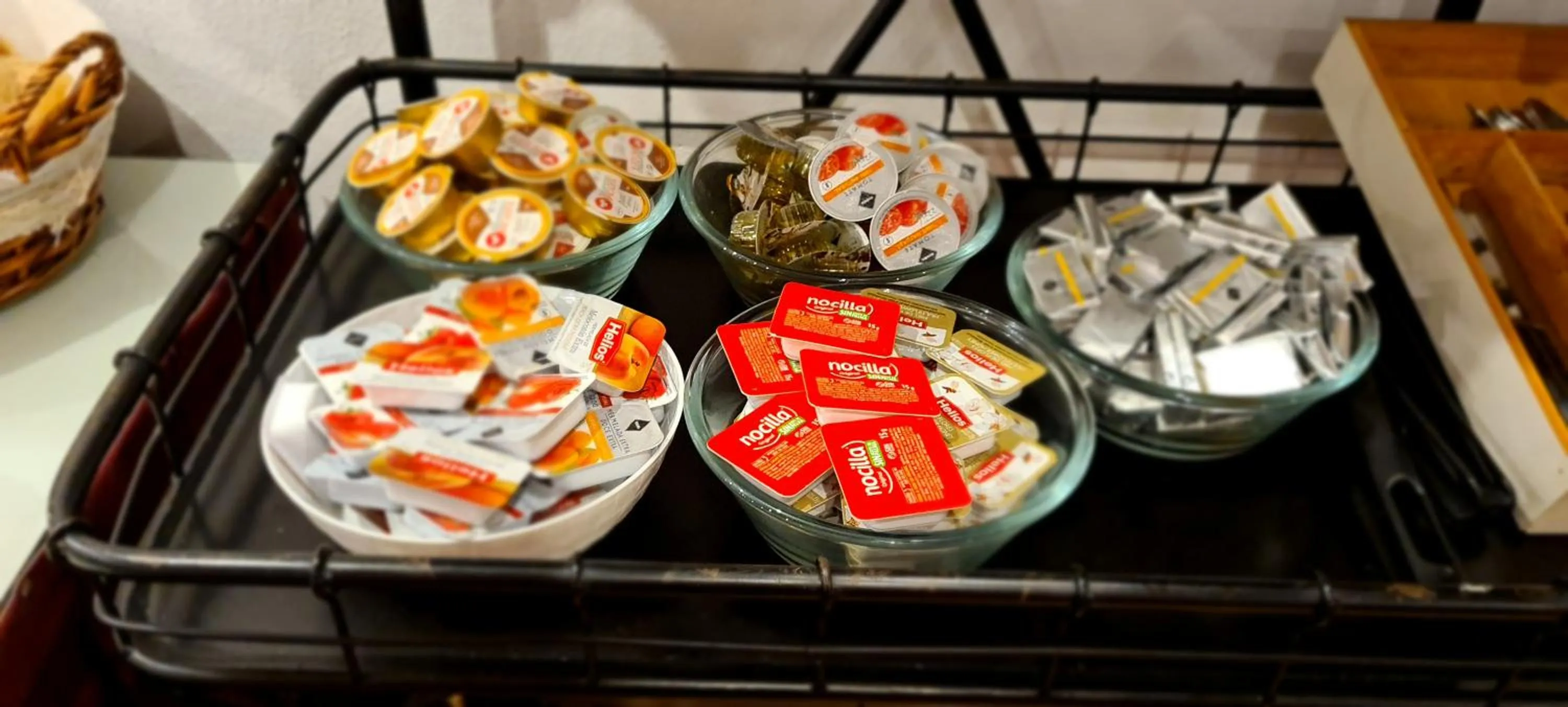 Buffet breakfast in Hotel Duquesa