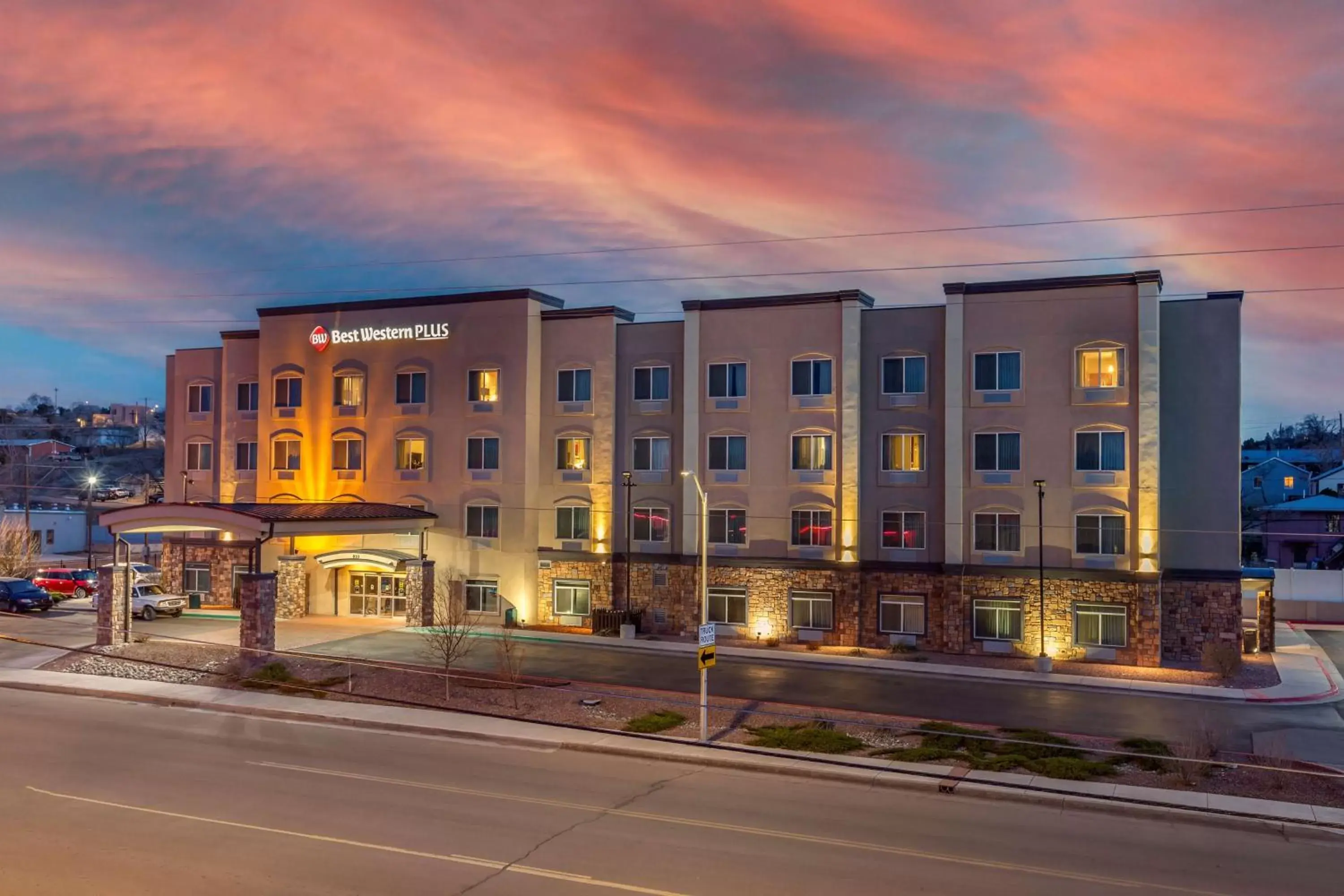 Property Building in Best Western Plus Gallup Inn & Suites