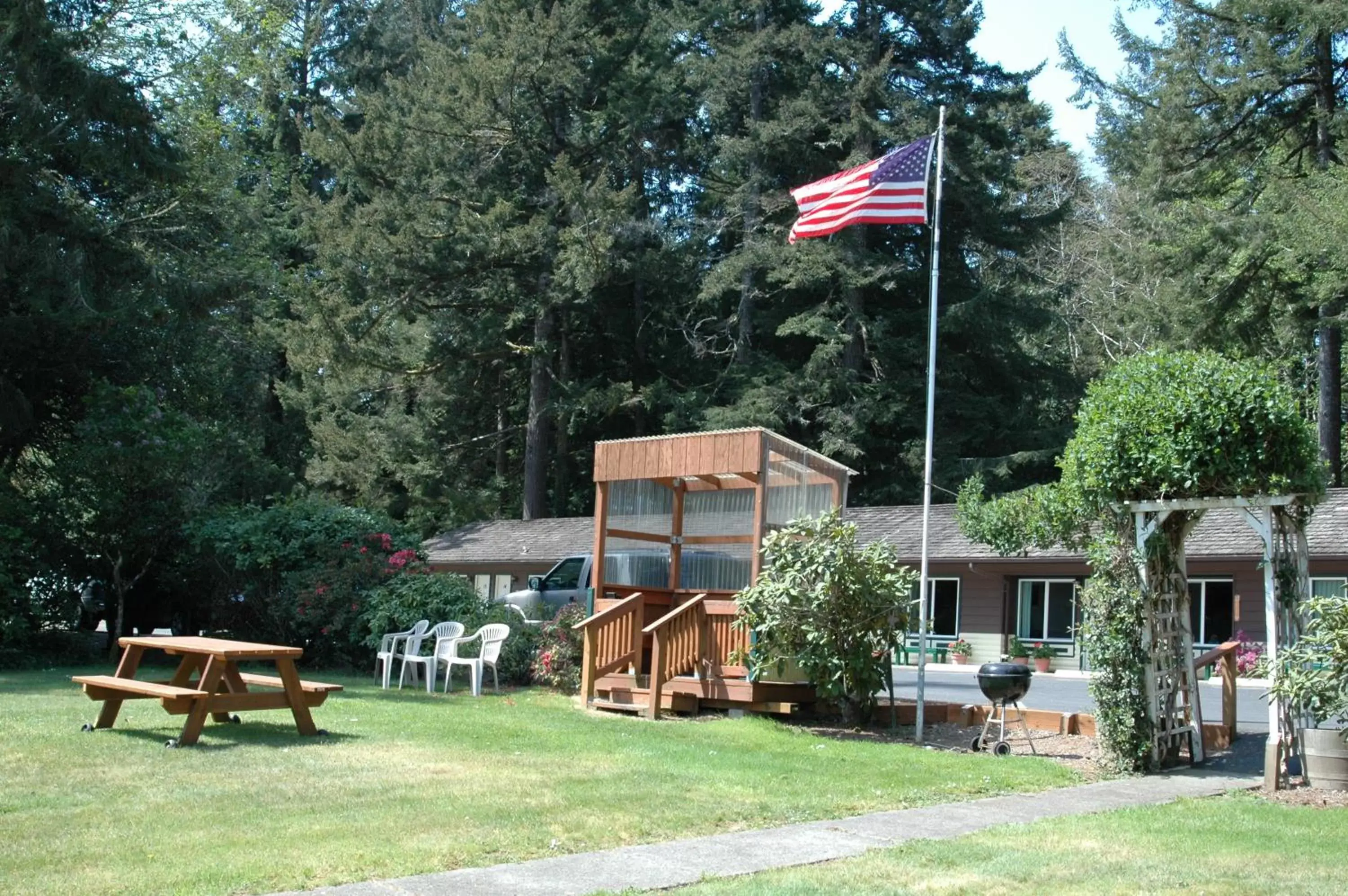 Property Building in Park Motel and Cabins