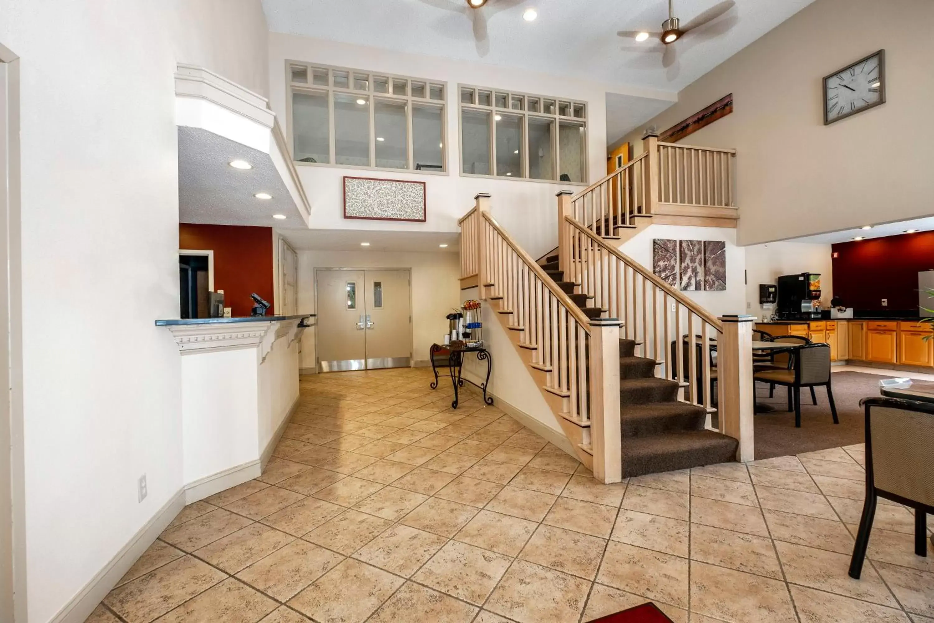 Lobby or reception in Red Roof Inn Clifton Park