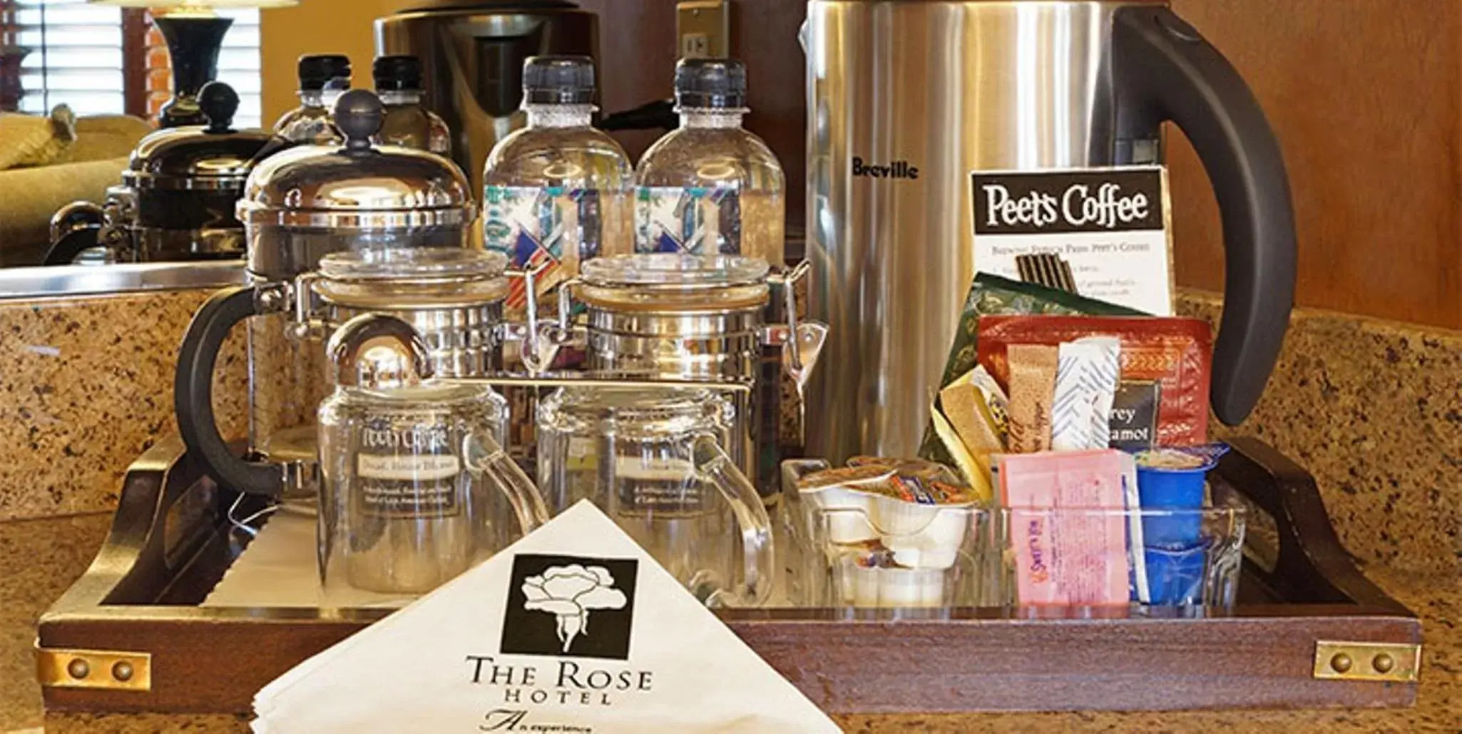 Coffee/tea facilities in The Rose Hotel