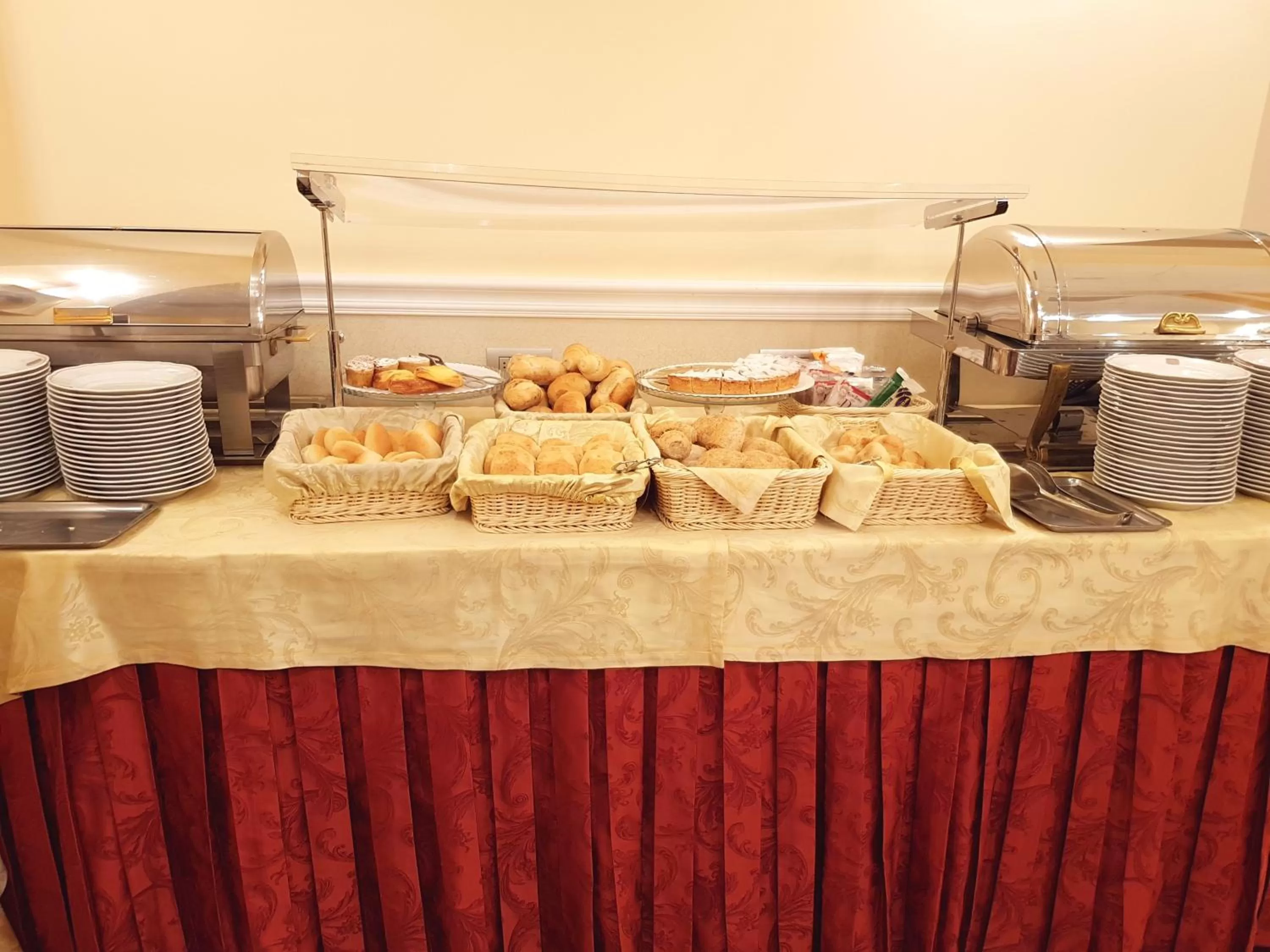 Buffet breakfast in Hotel Berchielli